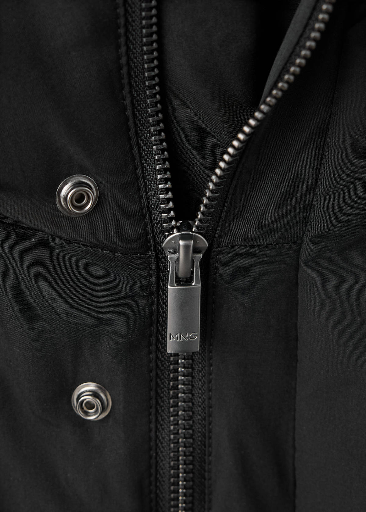 Water-repellent quilted parka — Black