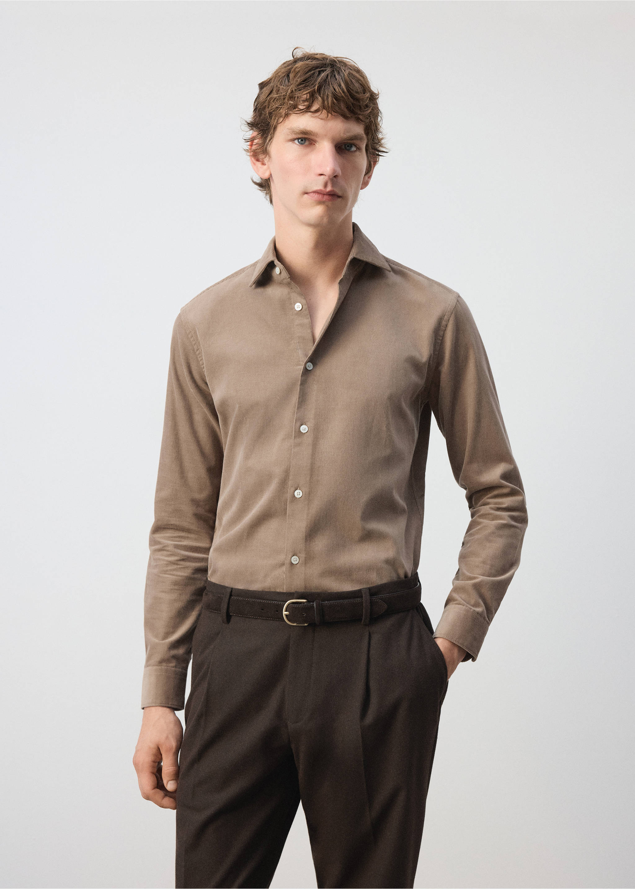 Brown long-sleeved button-down shirt with a classic collar., Beige. Ref: 37097883-00.