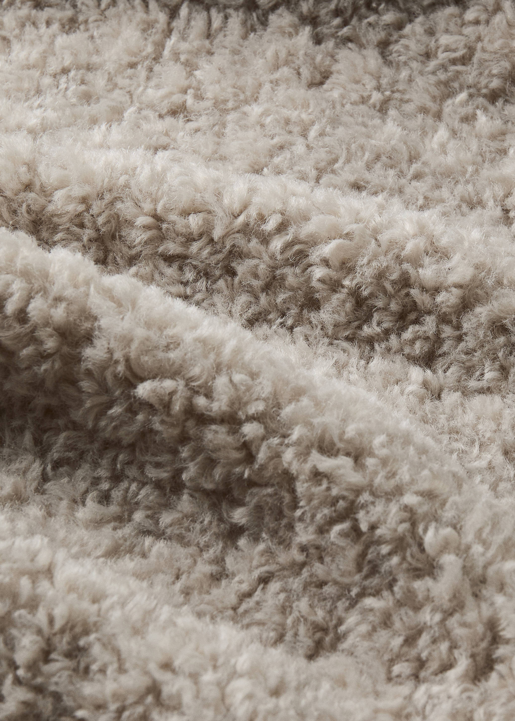 Kožešinová přikrývka - Detail zboží 2