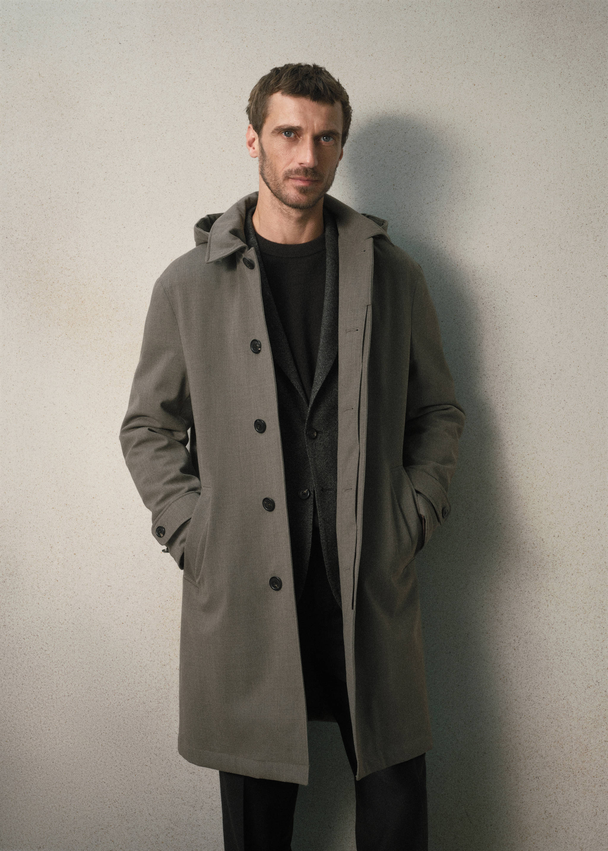 Temperaturregulierender, wasserabweisender Trenchcoat - Mittlere Ansicht