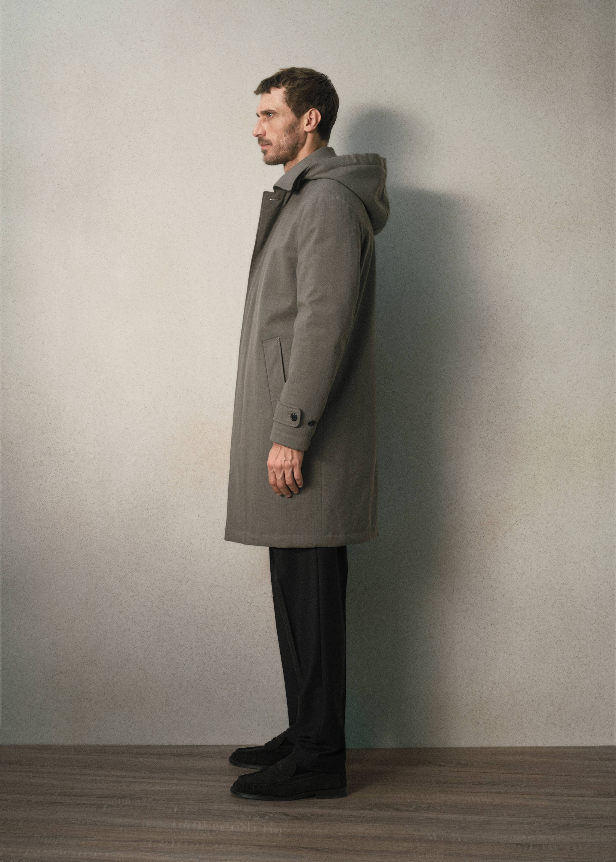 Temperaturregulierender, wasserabweisender Trenchcoat - Detail des Artikels 2