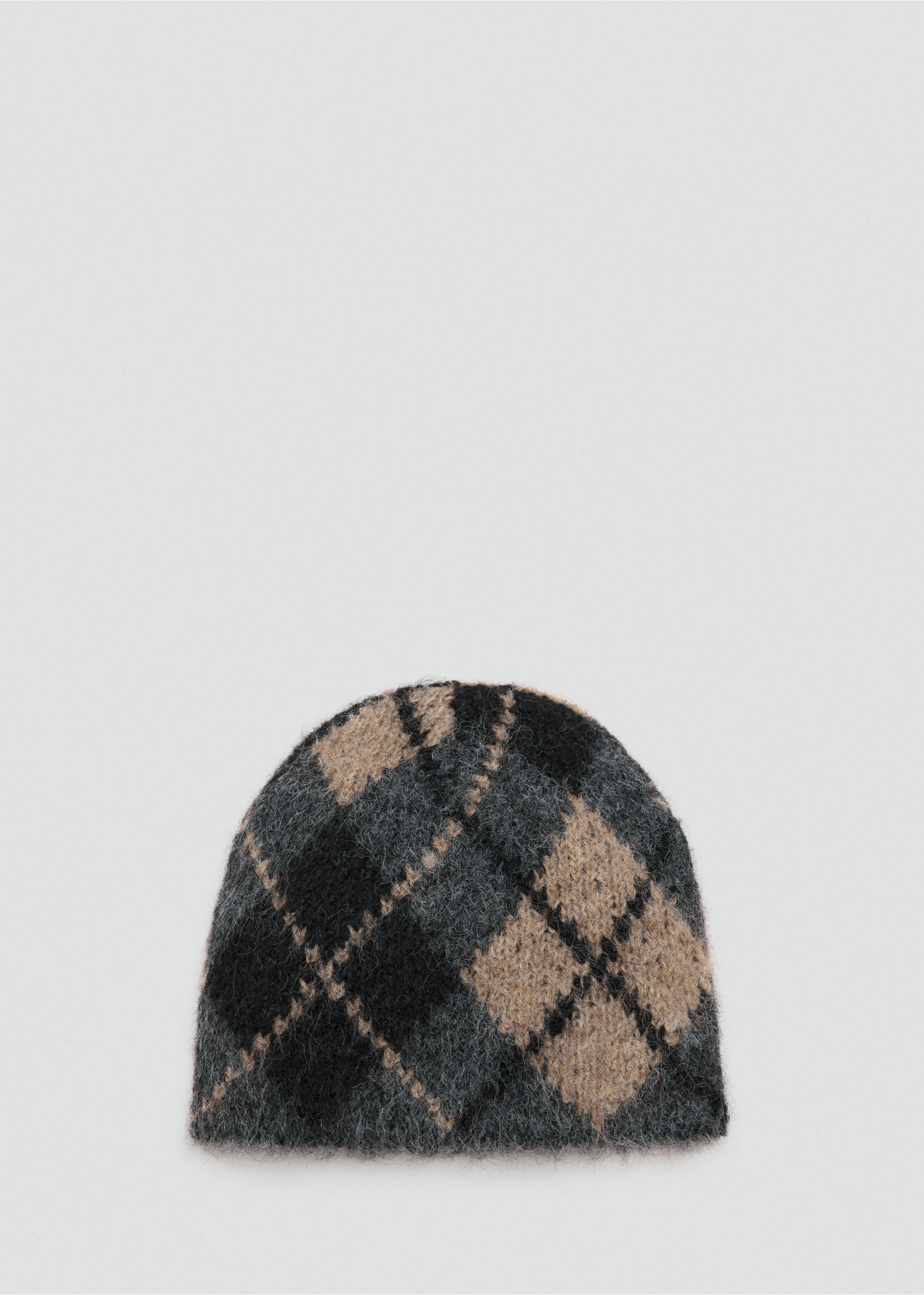 Fuzzy argyle beanie in black, charcoal and beige., Dark Heather Grey. Ref: 37097906-00.