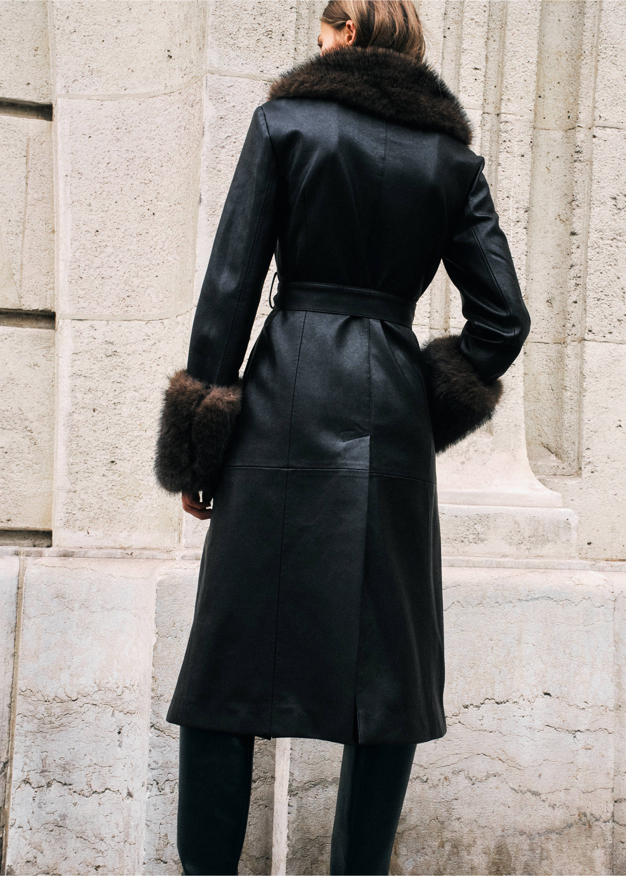 Faux-leather coat with fur-effect trim - Reverse of the article, Black. Ref: 37097907-00.