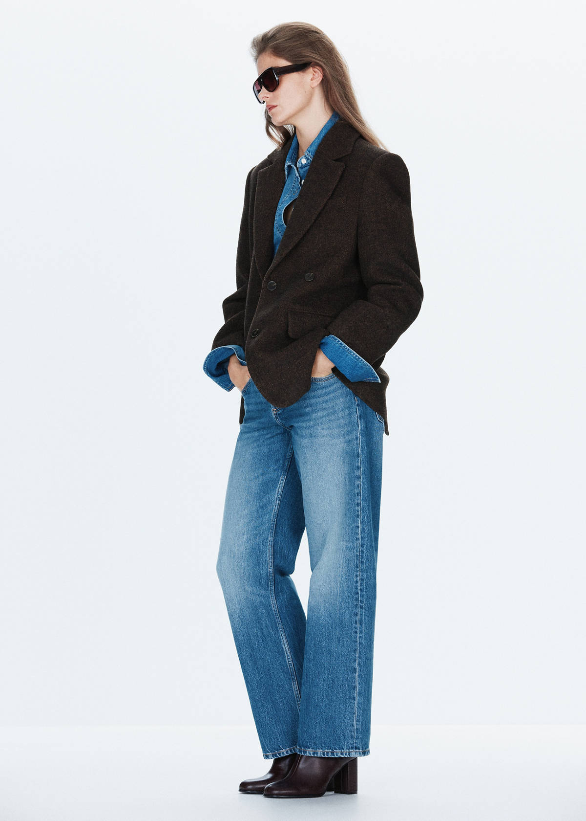 Straight-fit double-breasted suit jacket — Brown