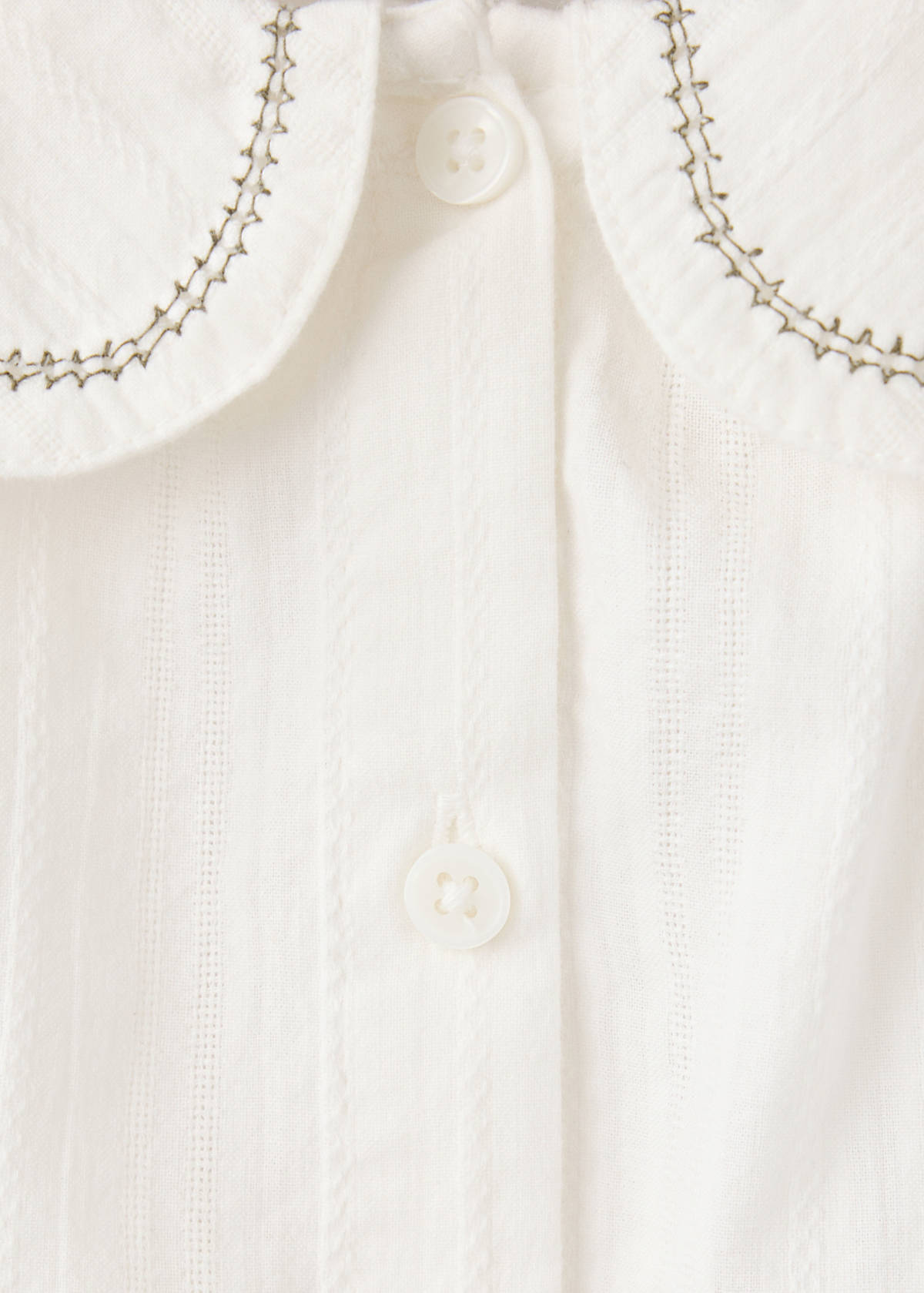 Embroidered babydoll collar shirt — Off White