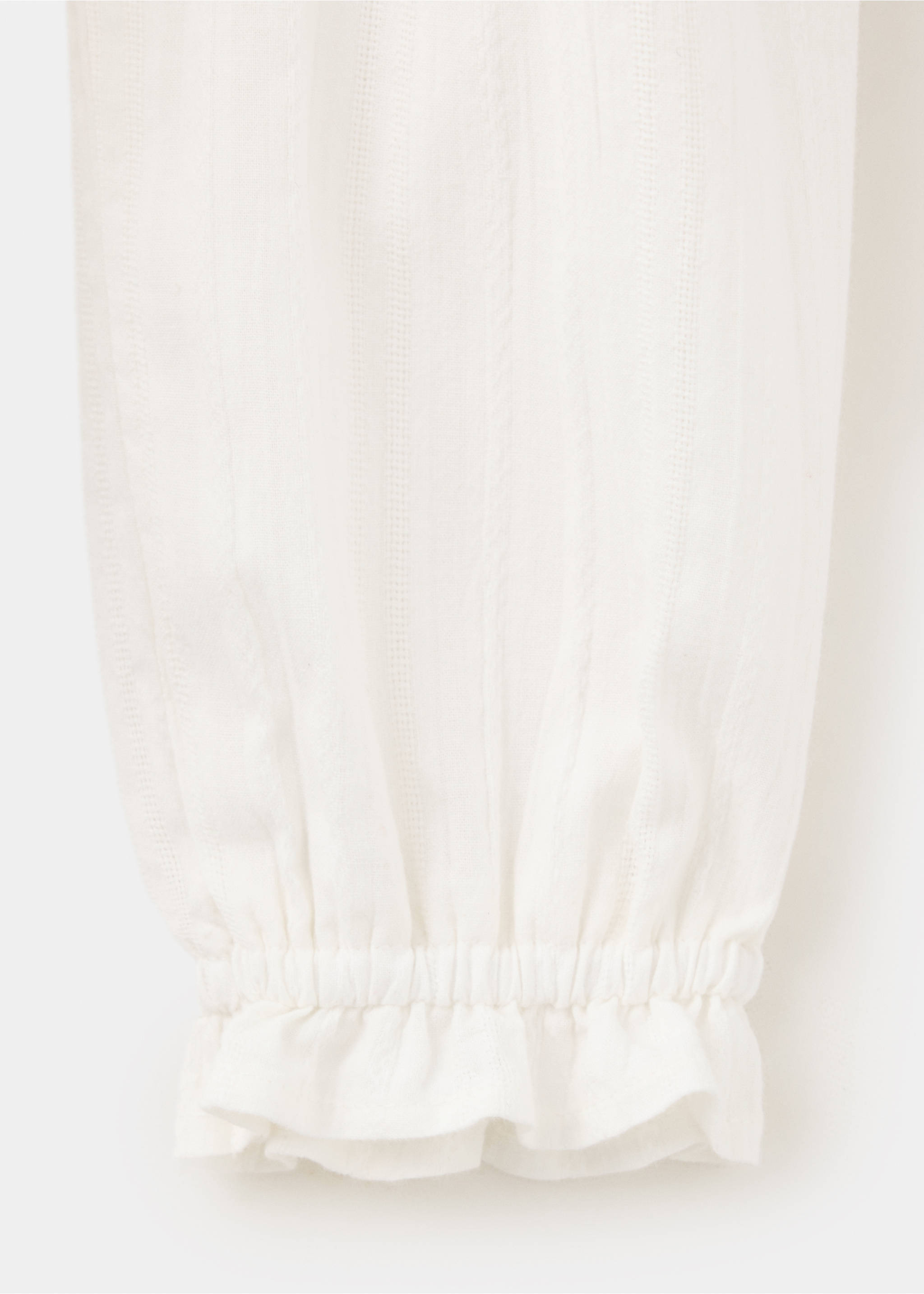 BLOUSE LINCE - Details of the article 0, Off White. Ref: 37097917-00.