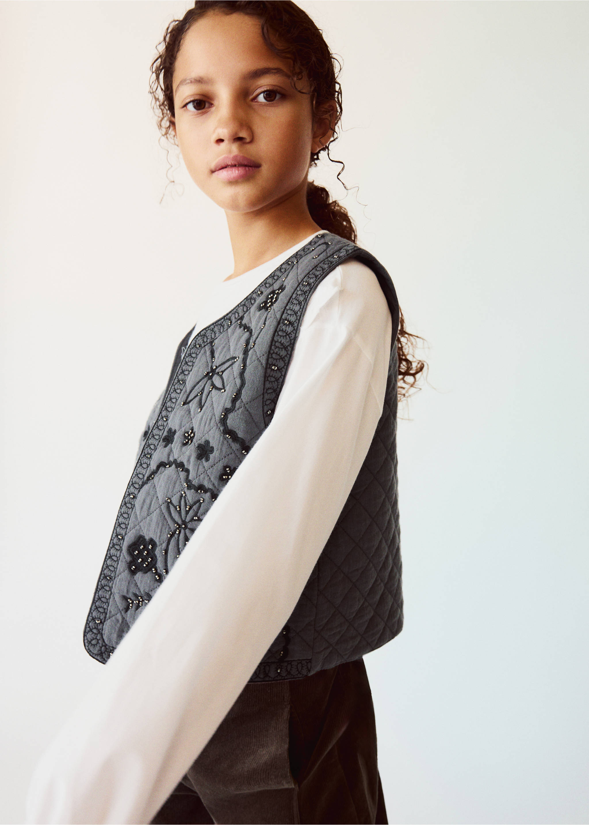 Embroidered detail gilet - General plane, Grey. Ref: 37097926-00.