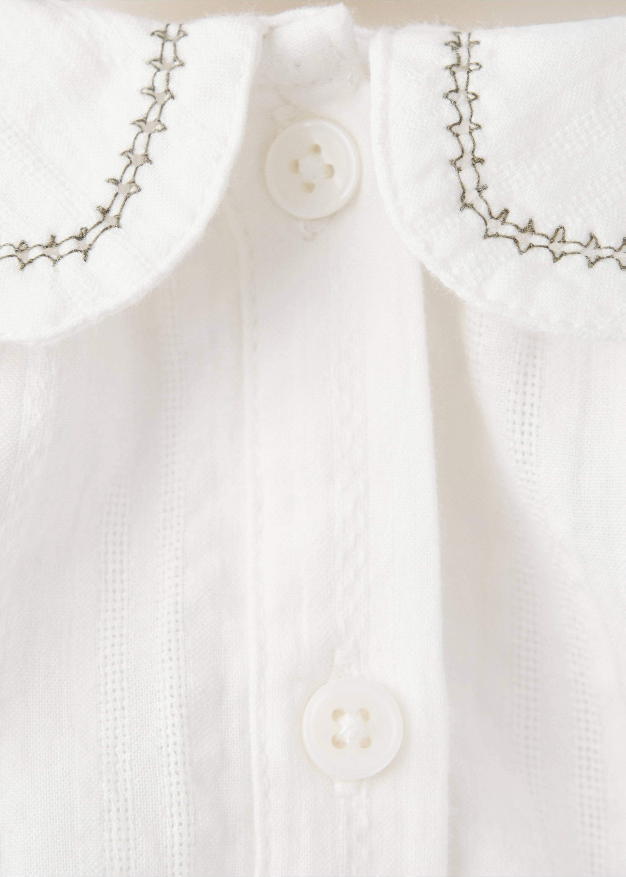 SHIRT ULMUS - Details of the article 8, Off White. Ref: 37097928-00.