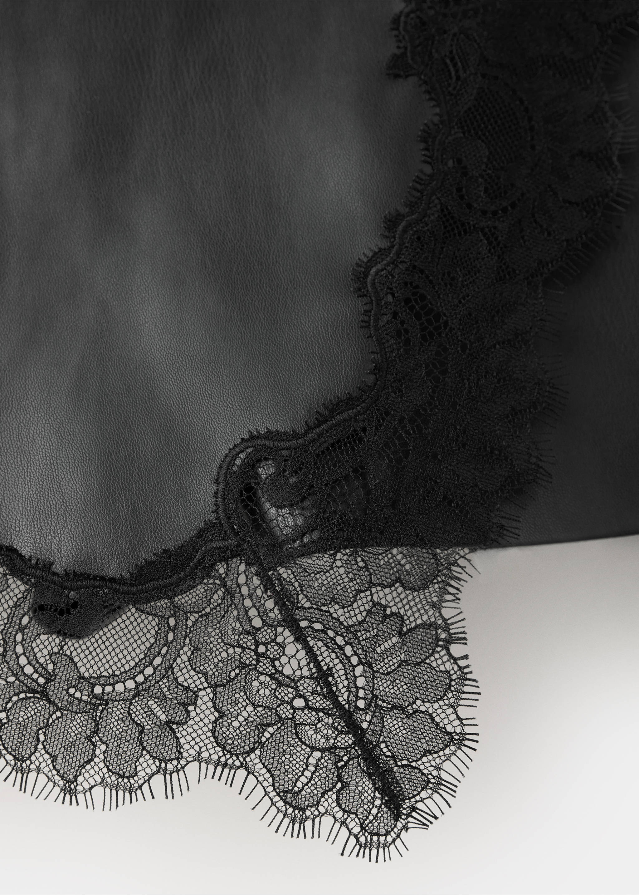 SKIRT SUGAR - Details of the article 8, Black. Ref: 37098262-00.