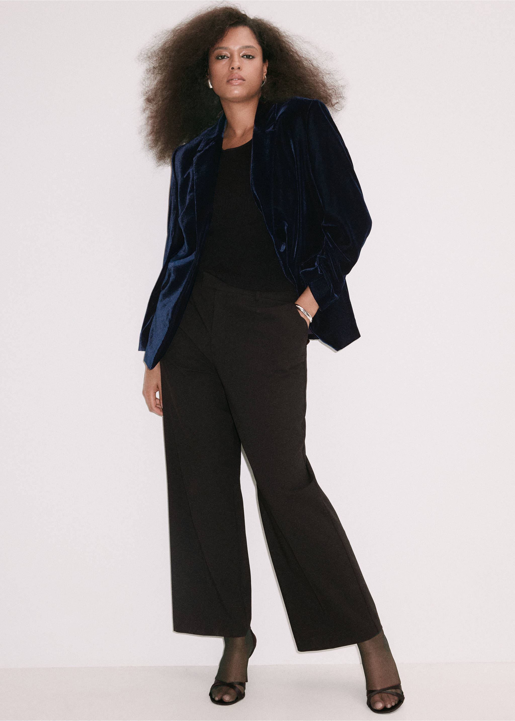 Velvet suit jacket - Details of the article 5, Navy. Ref: 37099114-00.