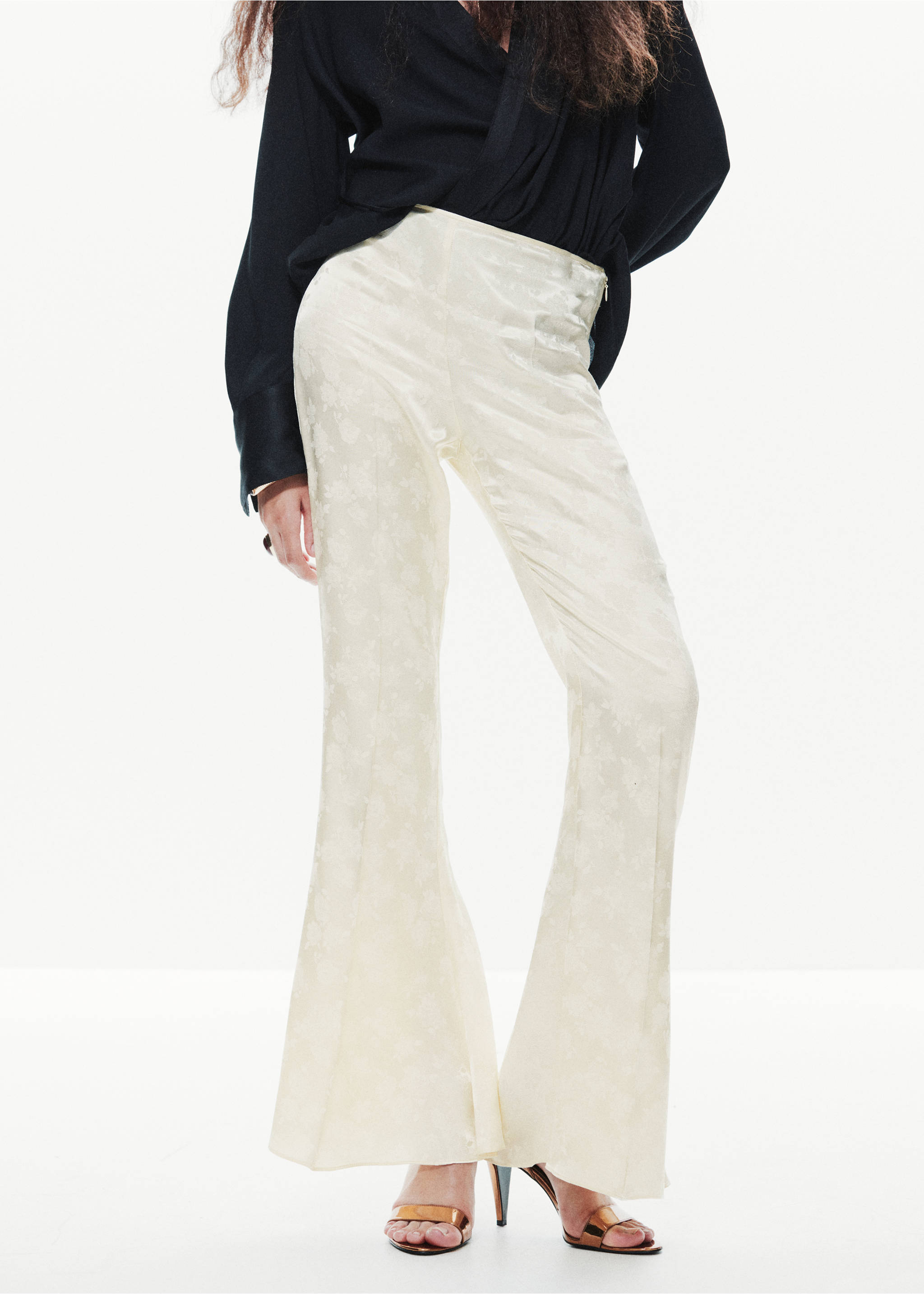 Jacquard flared trousers - Medium plane, Ecru. Ref: 37099137-00.