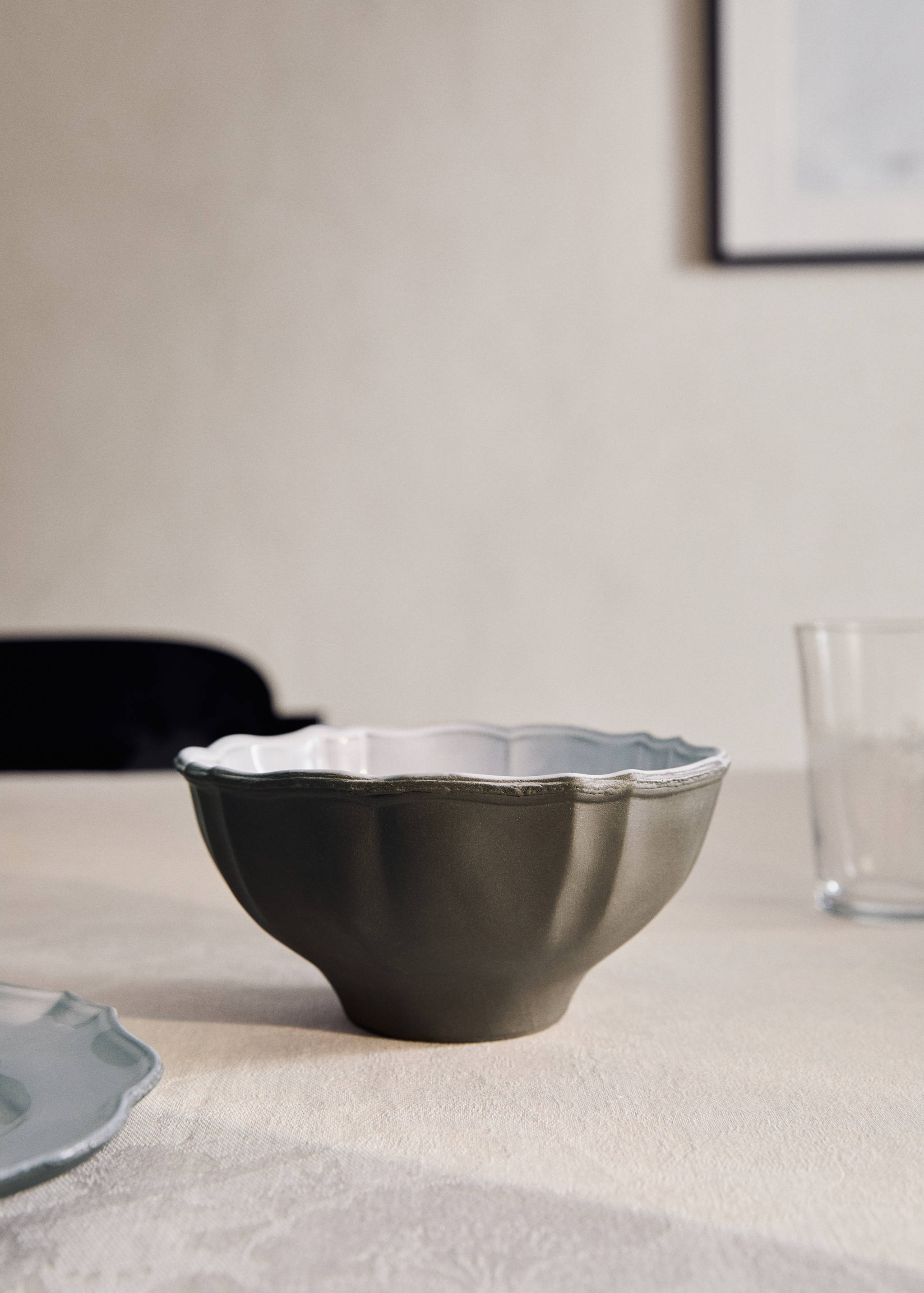 Small recycled stoneware bowl - General plane