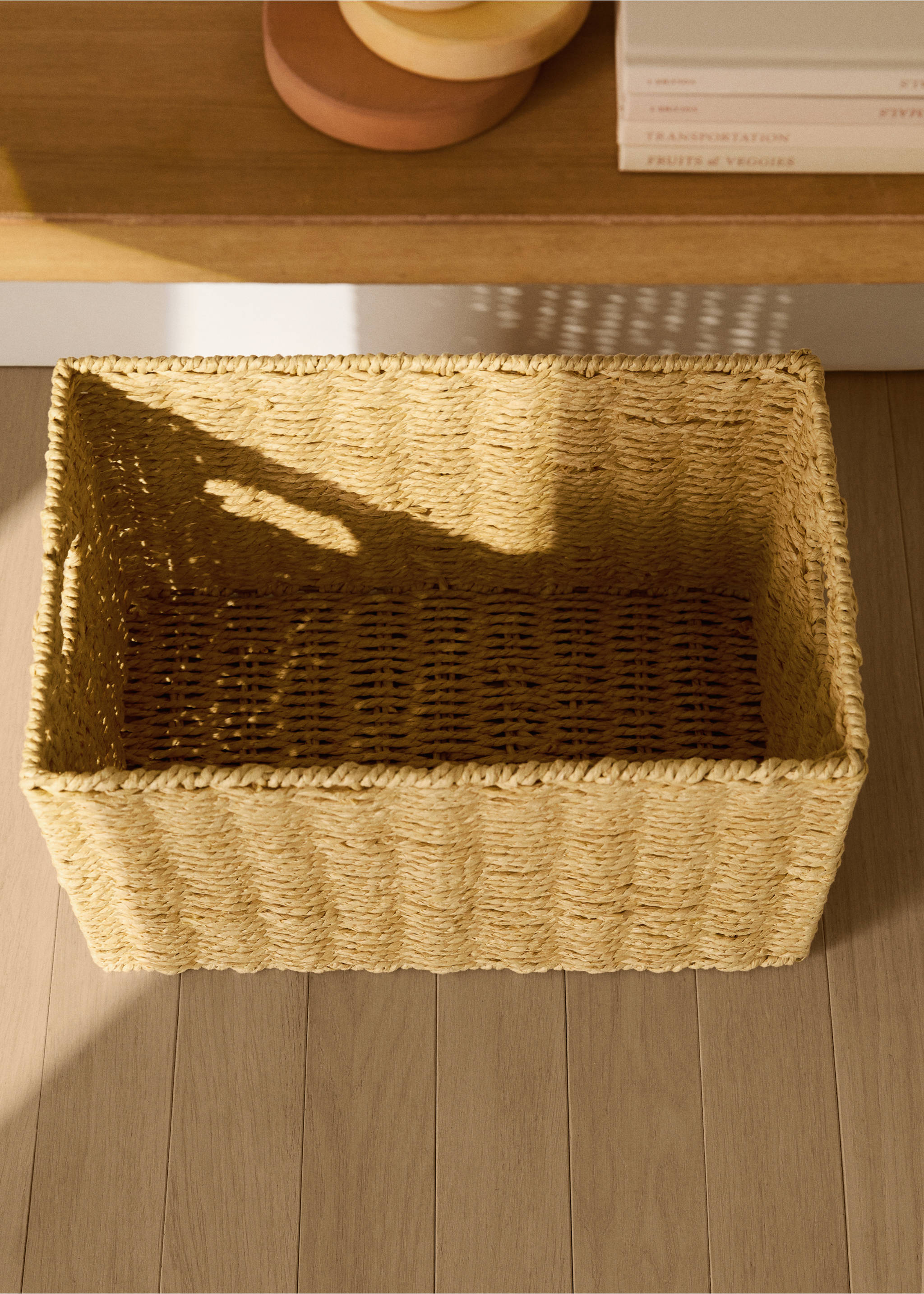 Large coloured paper basket - General plane, Caramel. Ref: 37104809-00.