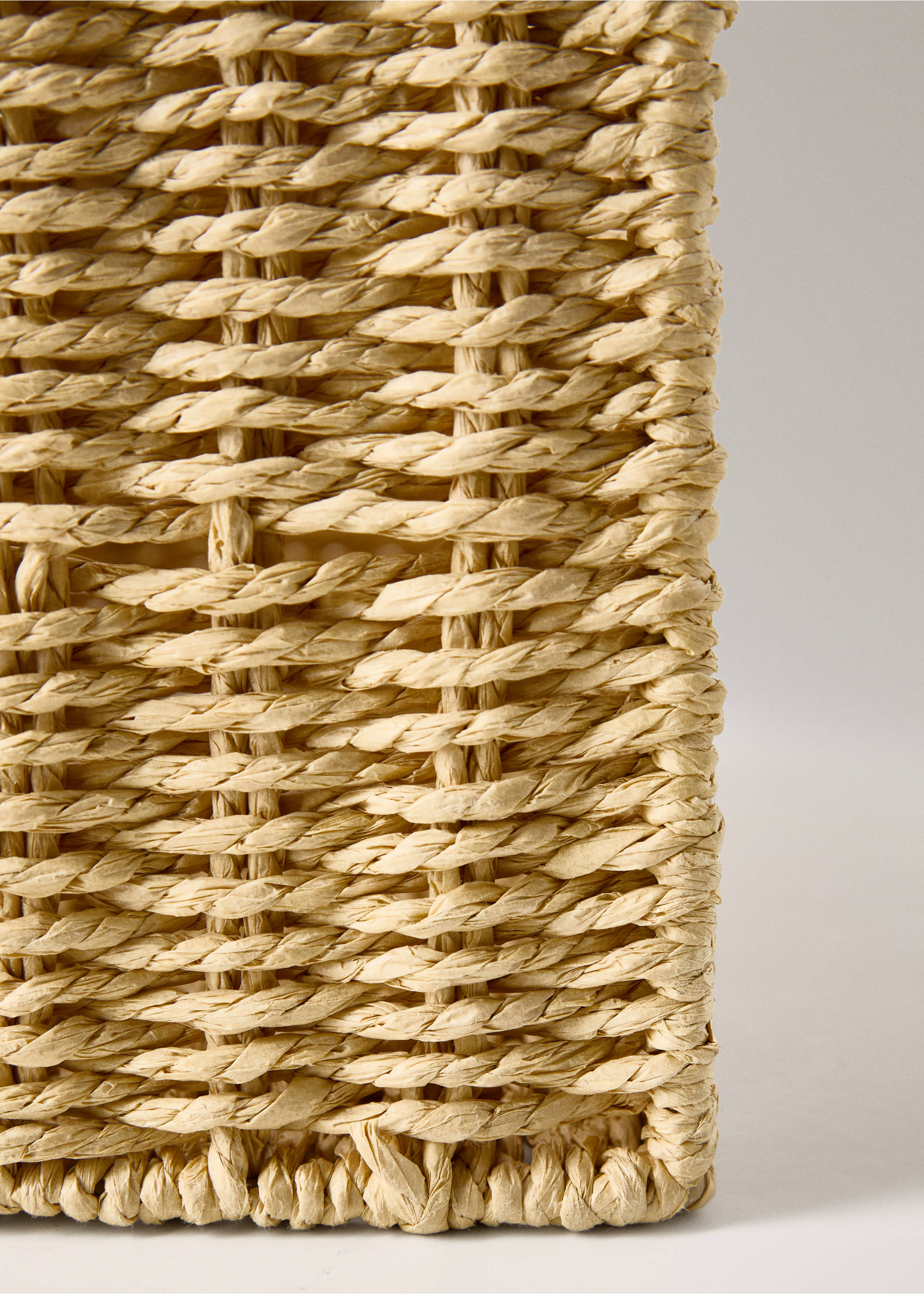 Large coloured paper basket - Details of the article 3, Caramel. Ref: 37104809-00.