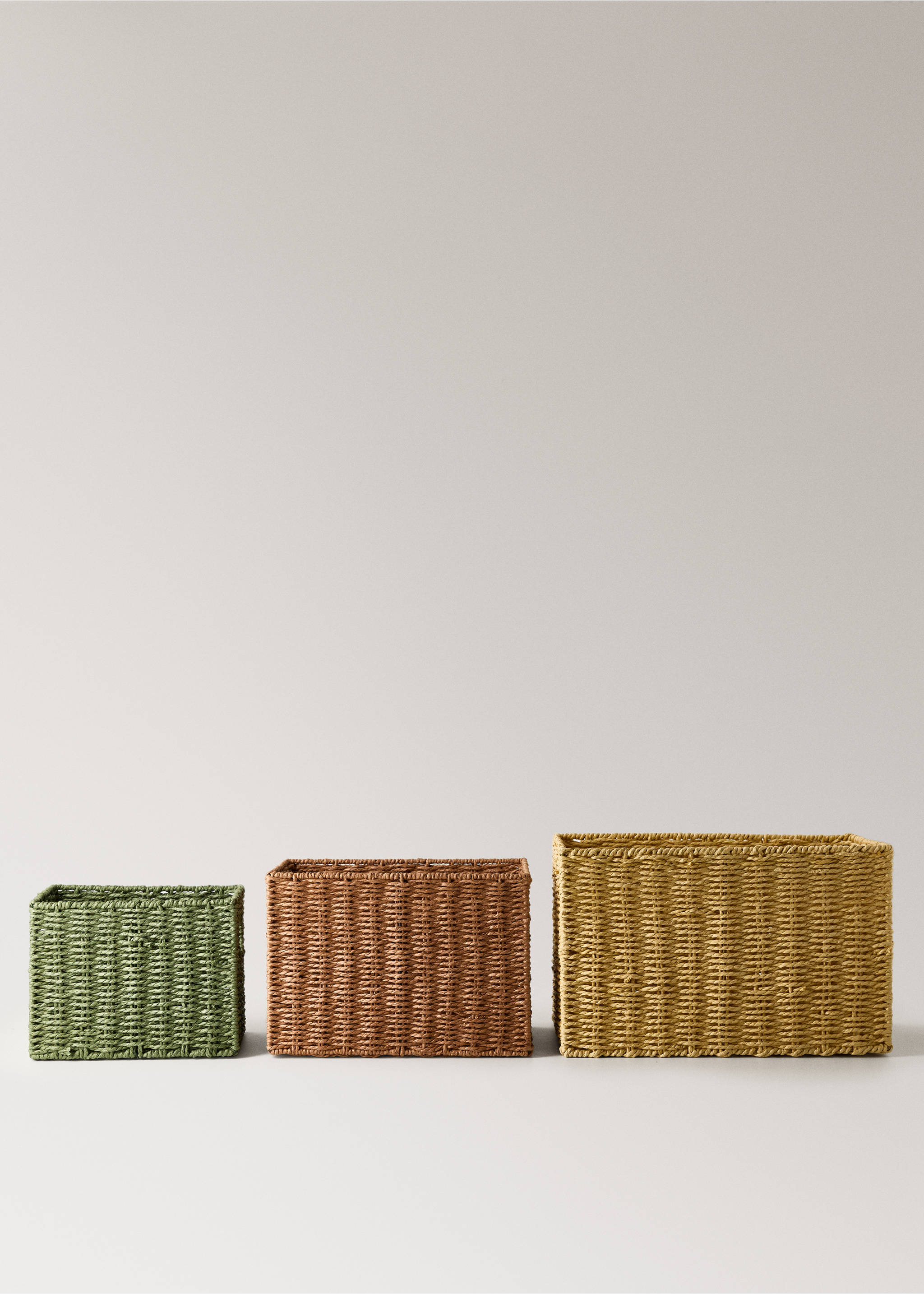 Large coloured paper basket - Details of the article 4, Caramel. Ref: 37104809-00.