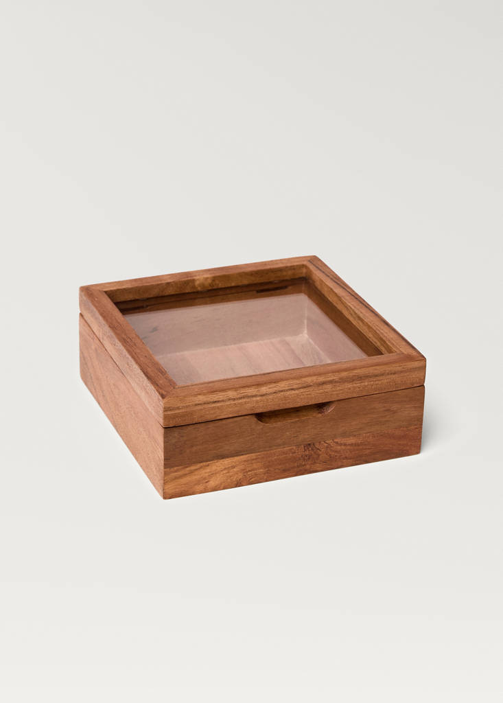 Medium wooden jewelry box — Brown
