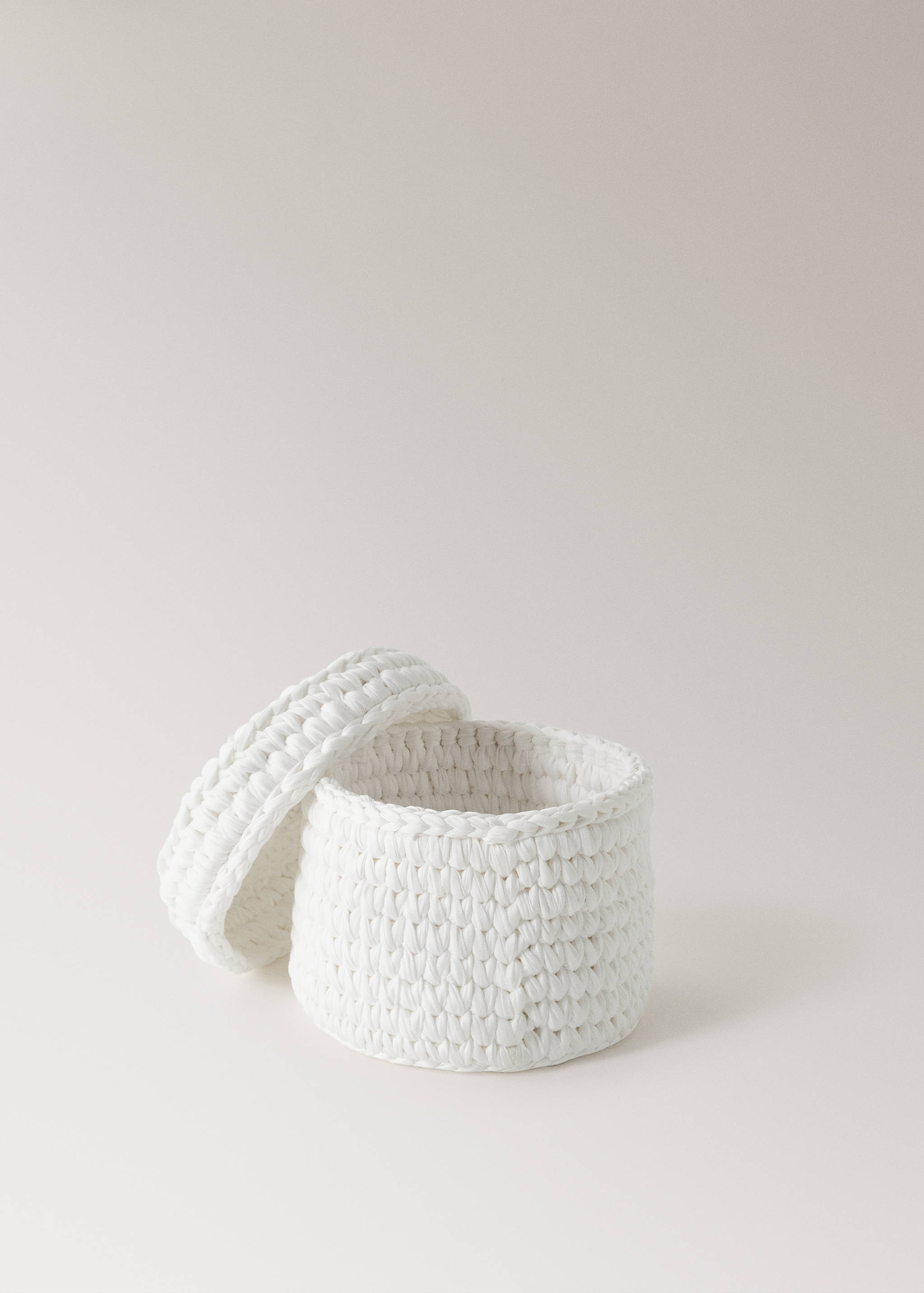 Medium round basket with lid - Details of the article 1