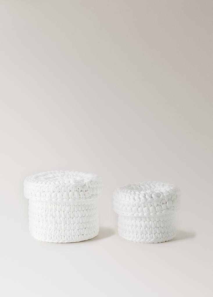 Medium round basket with lid — White