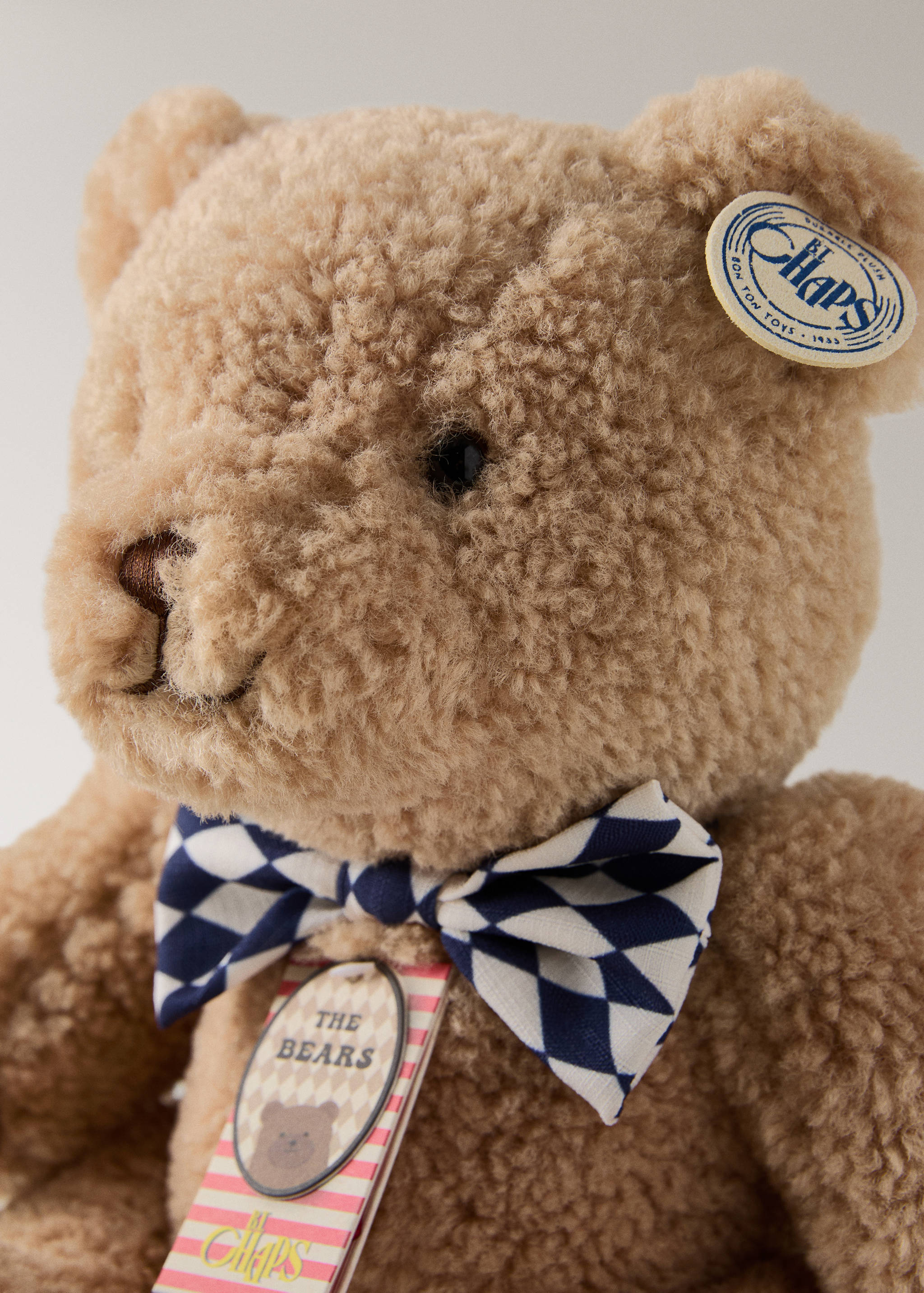 Norman teddy bear with bow tie - Details of the article 3