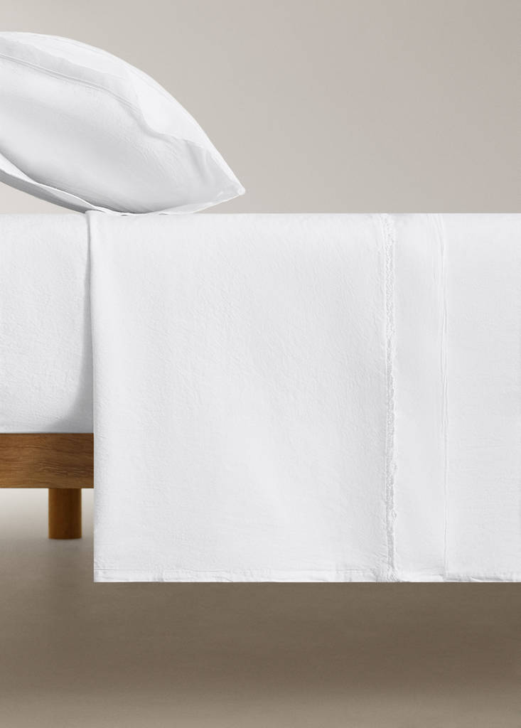 Washed cotton children’s top sheet with lace ruffle for 90 cm bed — White