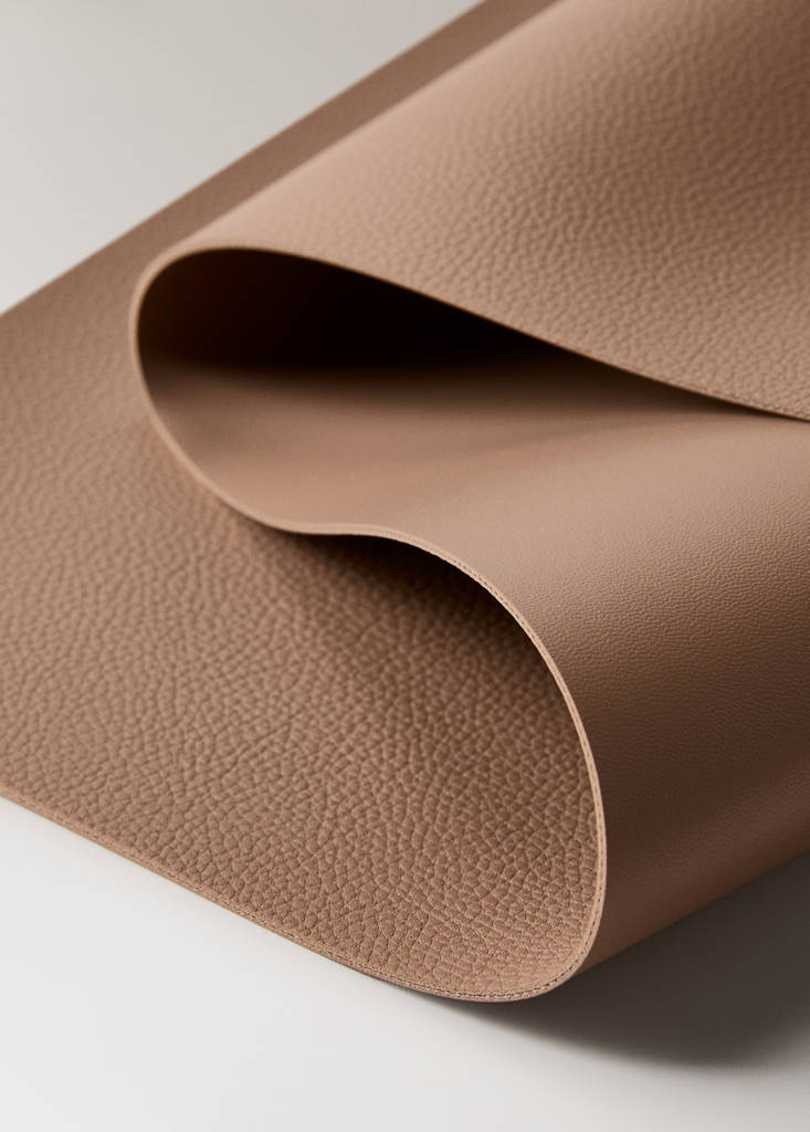 Rectangular faux leather table mat — Beige