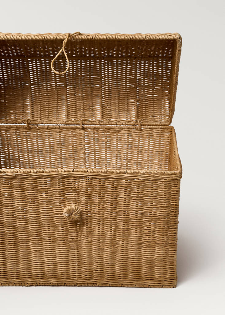 Medium rattan basket trunk — Brown
