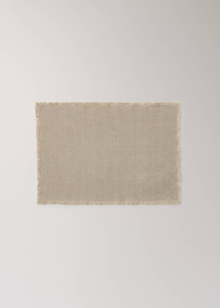 Linen placemat with tassels — Light/Pastel Brown