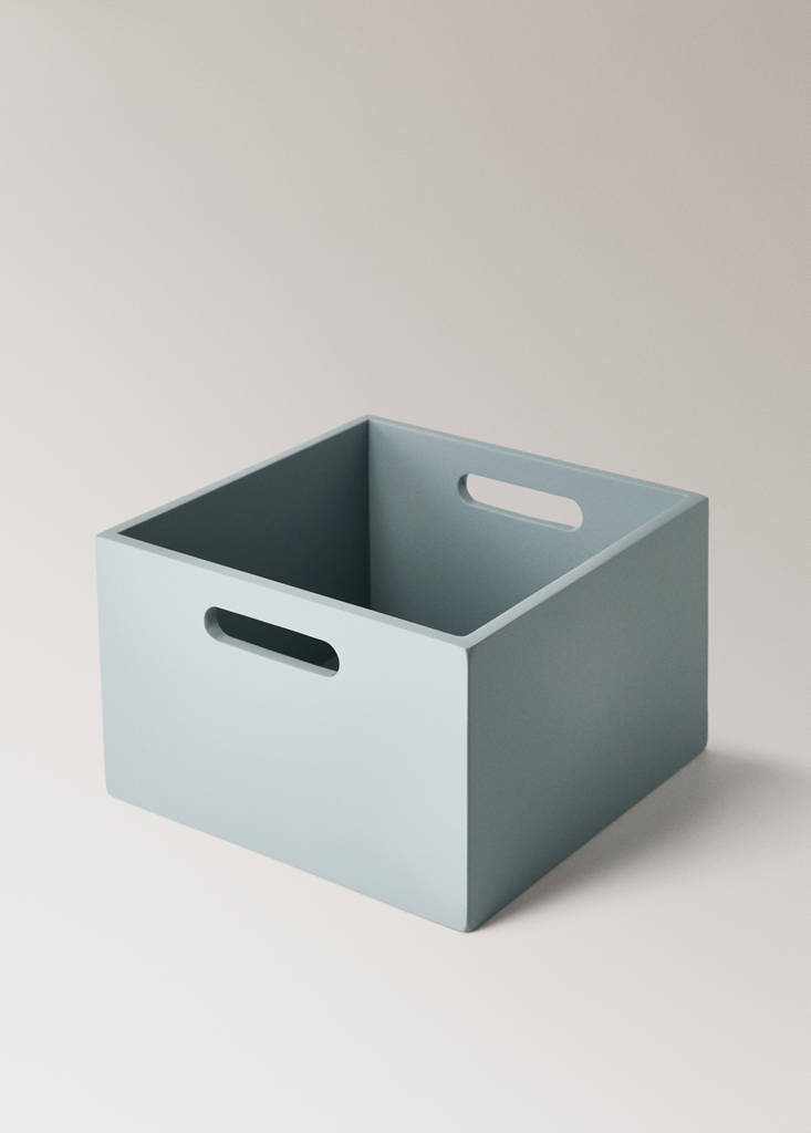 Large coloured children’s box — Blue