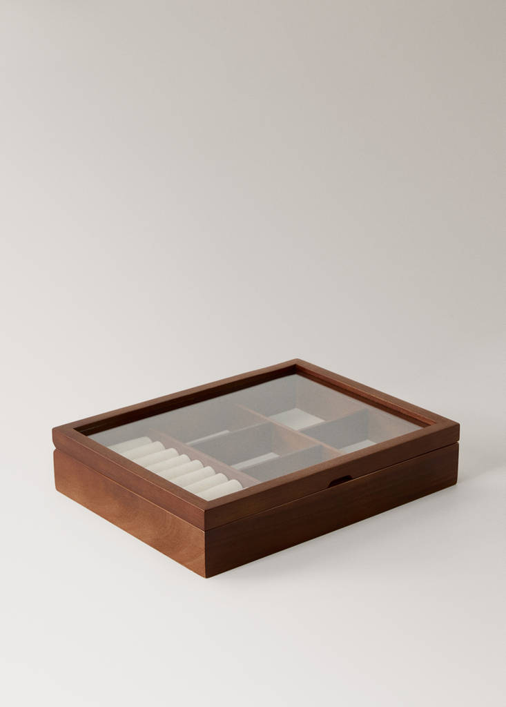 Large wooden jewellery box — Brown