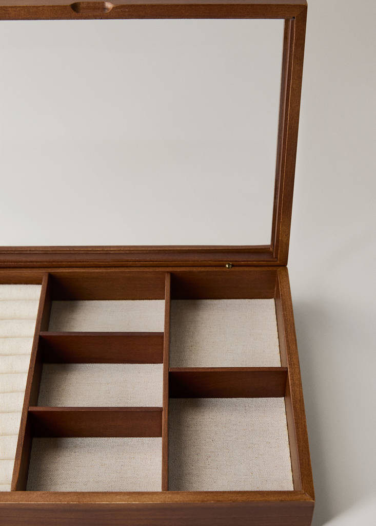 Large wooden jewellery box — Brown