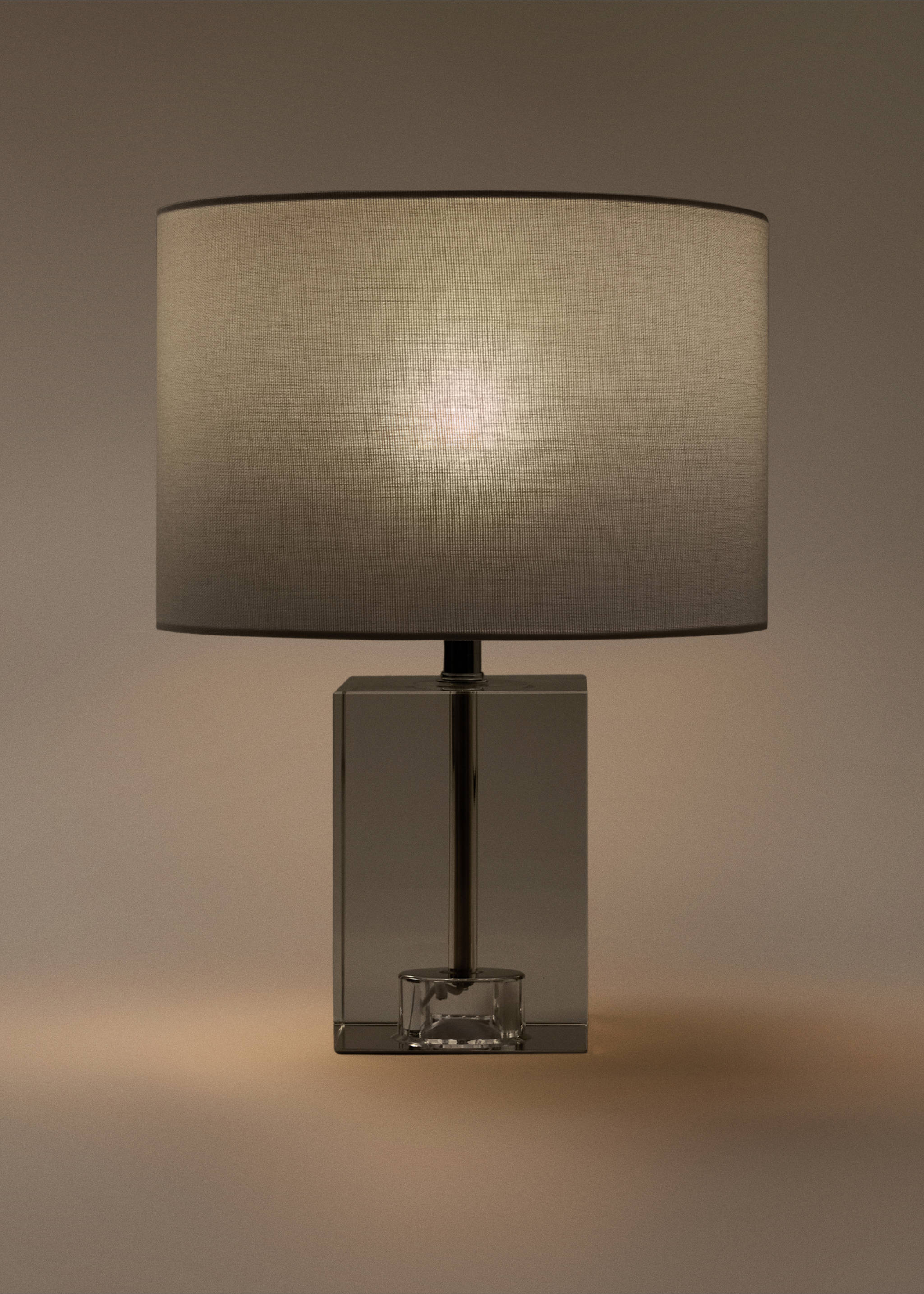 Table lamp with glass base - Details of the article 4, Black. Ref: 37146748-00.
