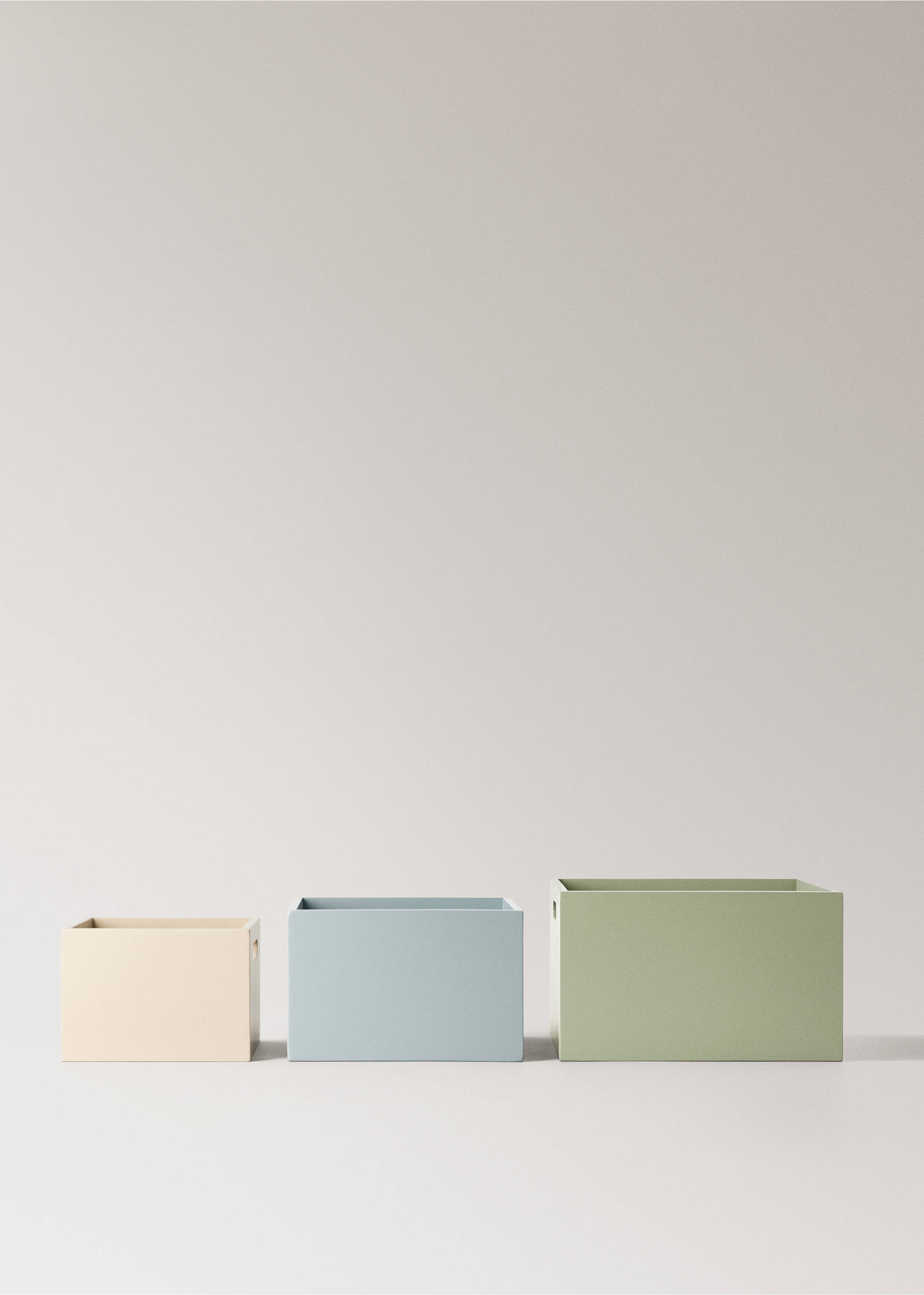 Small coloured children’s box - Details of the article 3, Ecru. Ref: 37164802-00.