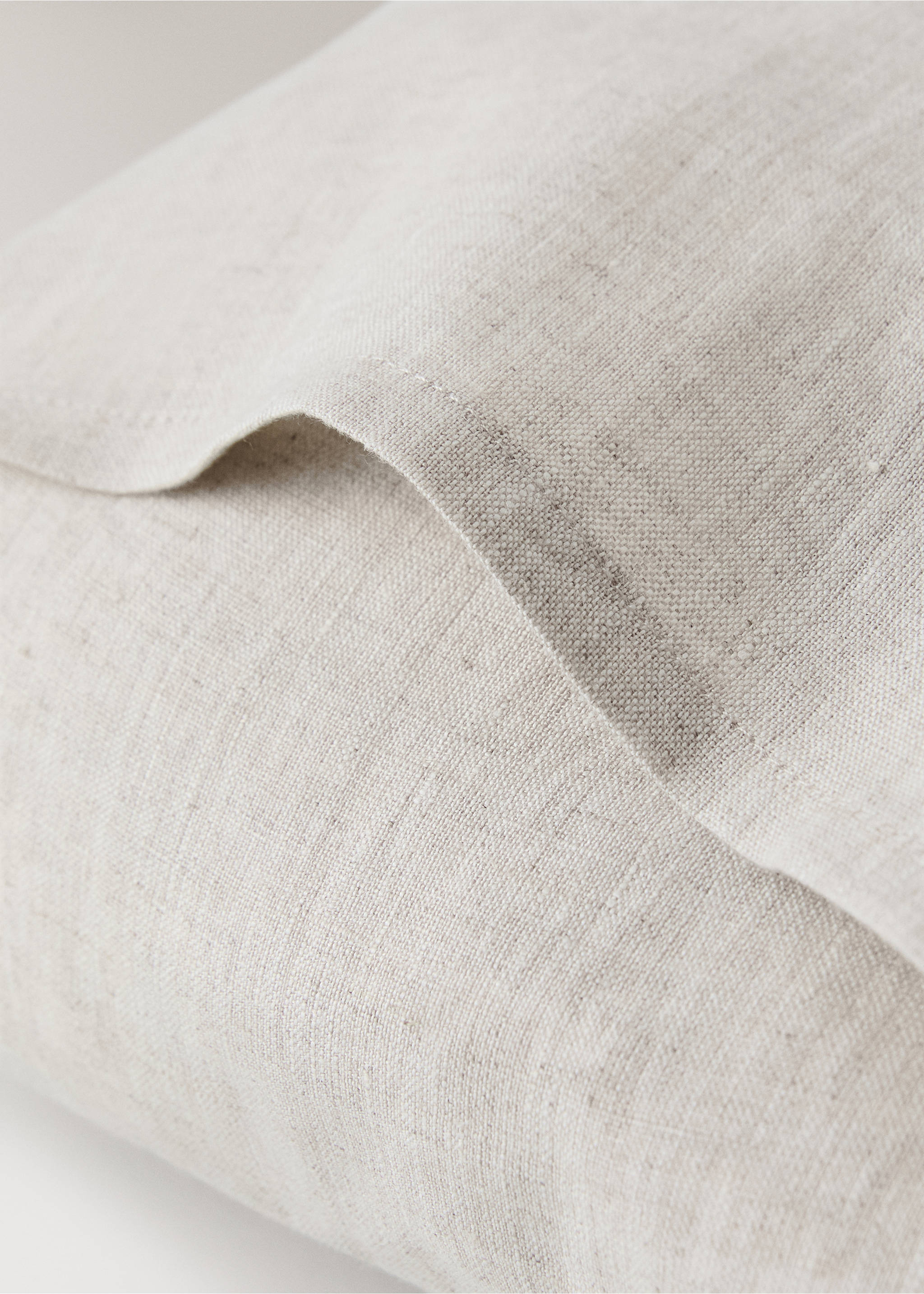 Washed linen pillowcase with hemstitch 30x50 cm - Details of the article 2, Beige. Ref: 37165180-00.