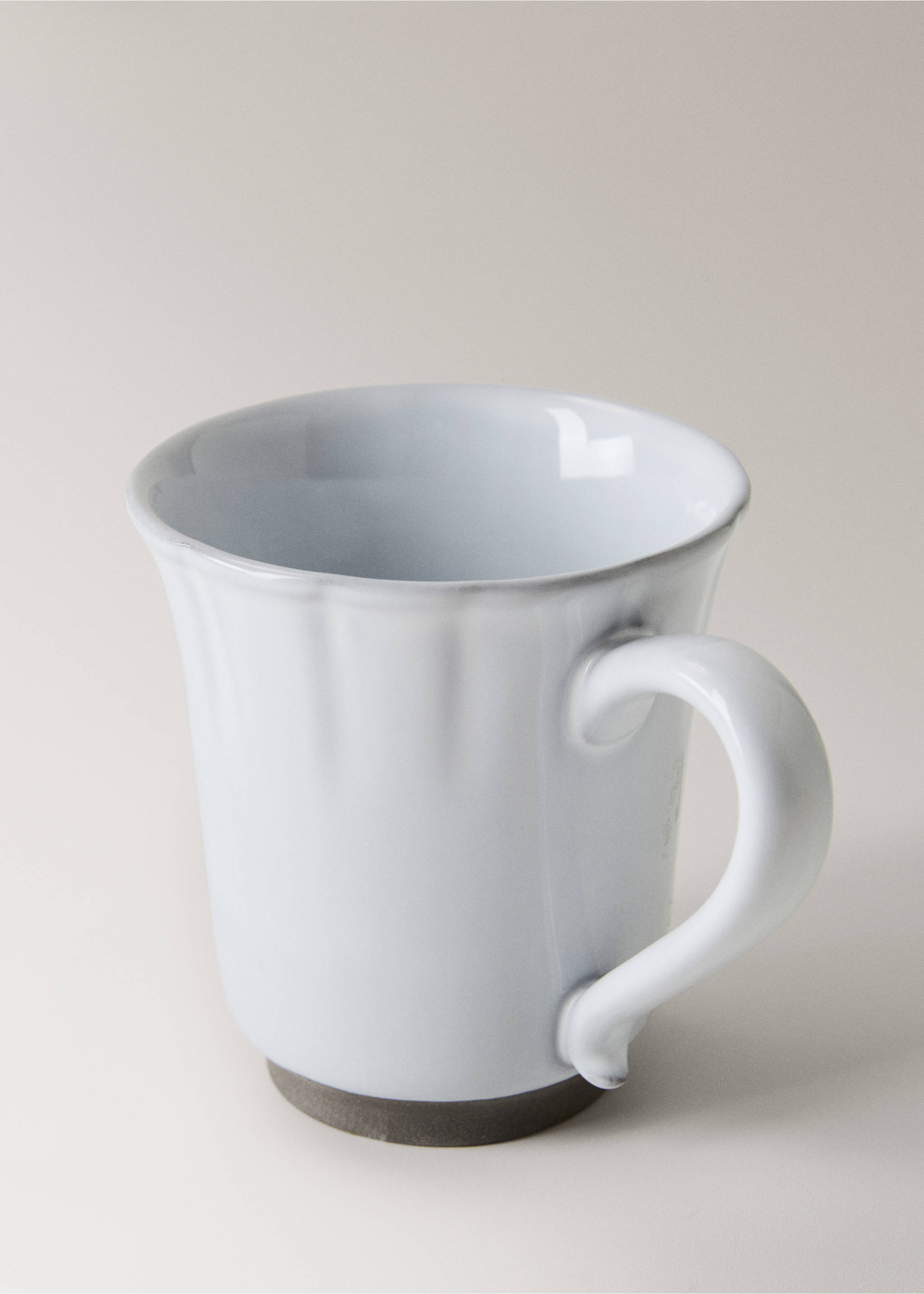 Recycled stoneware coffee cup - Details of the article 2, Light/Pastel Grey. Ref: 37172034-00.