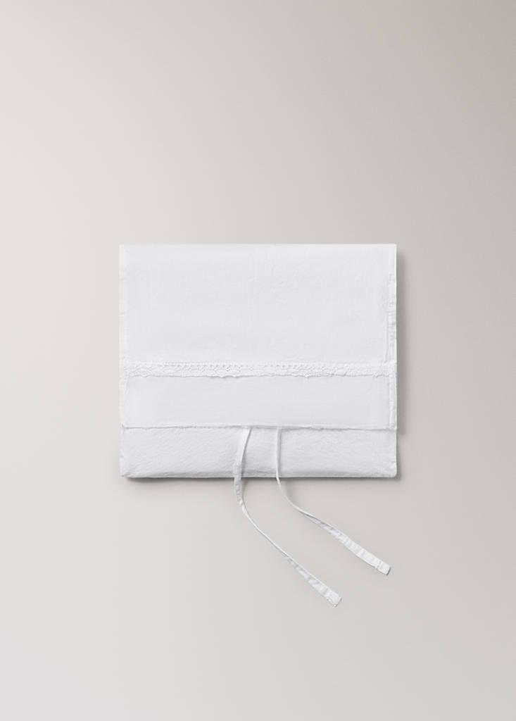 Set of washed cotton top sheet and pillowcase with lace ruffle for mini cot — White