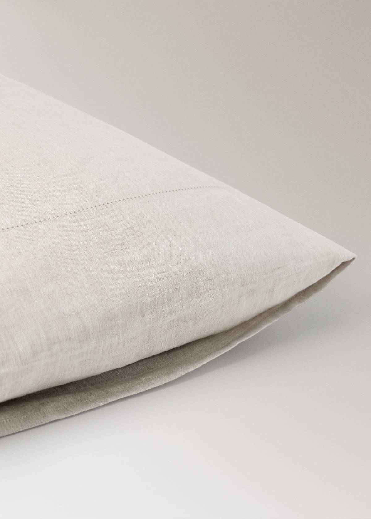 Washed linen pillowcase with hemstitch 50x75 cm — Beige