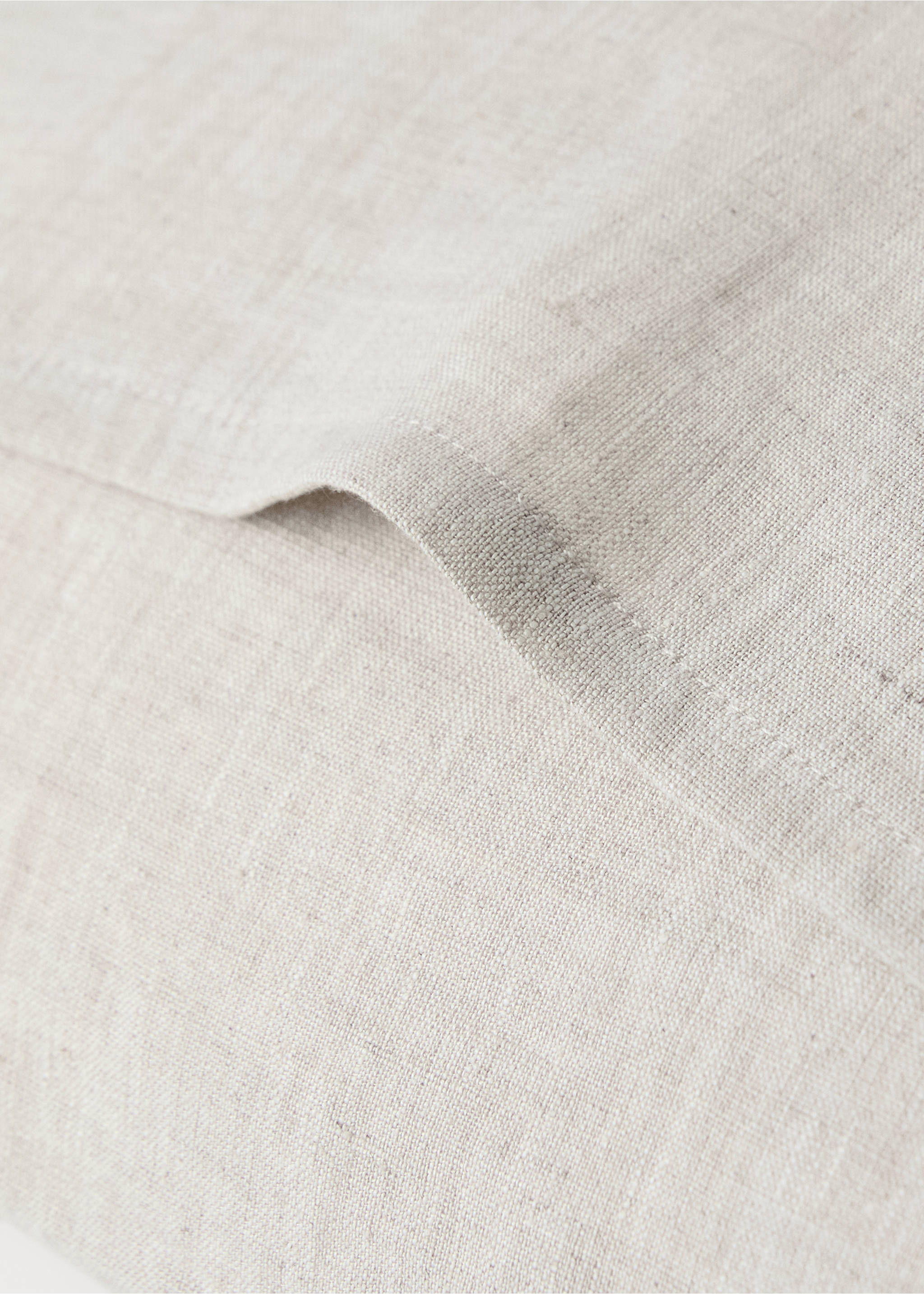 Washed linen pillowcase with hemstitch 50x75 cm - Details of the article 2, Beige. Ref: 37175178-00.