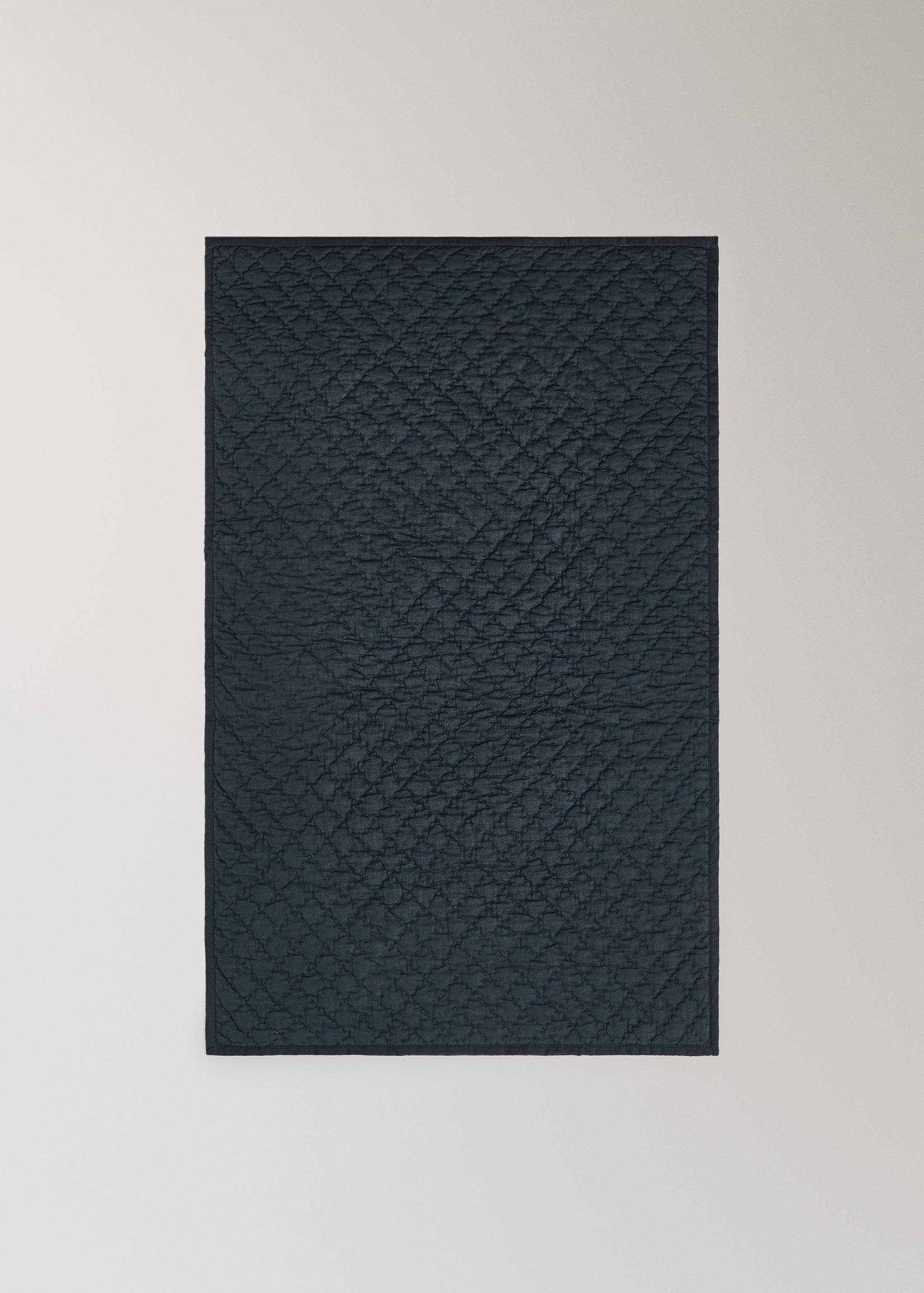 Hand-stitched cotton bedspread for cot - Details of the article 3