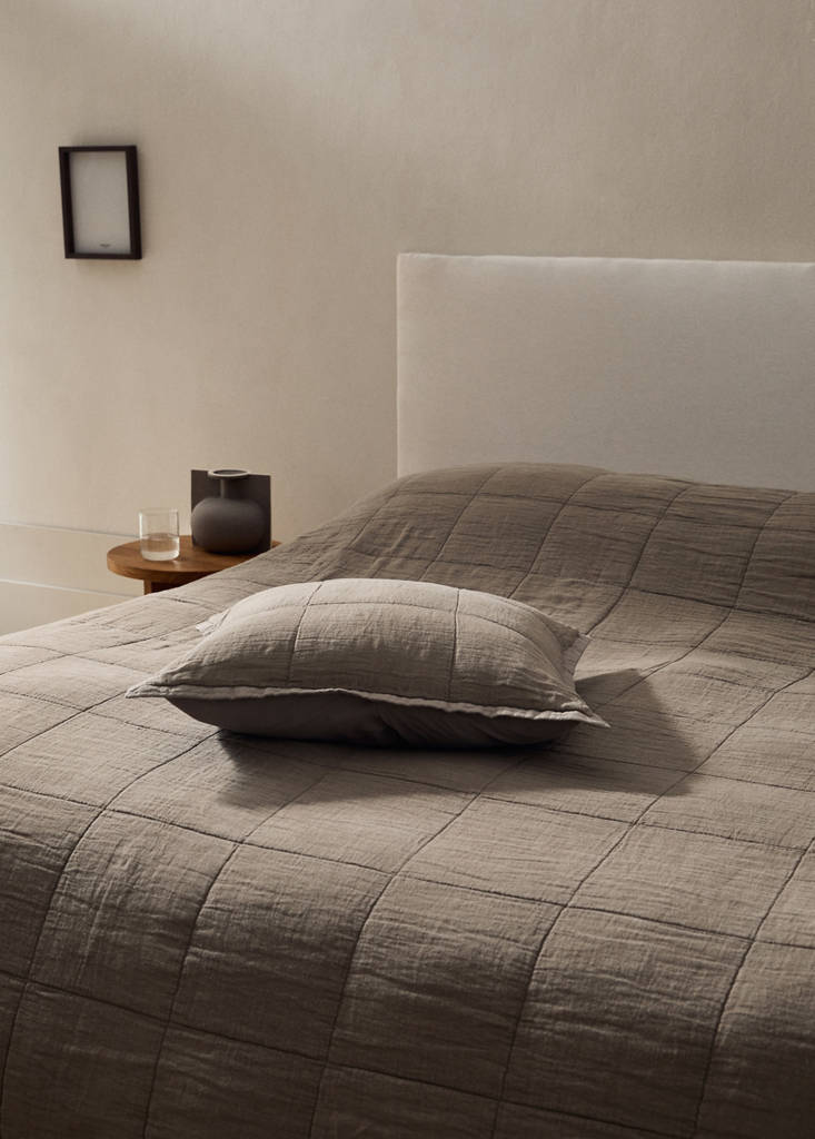 Steppdecke aus gewaschenem Leinen mit Karomuster, Bett 130/150 cm — Mittelbraun
