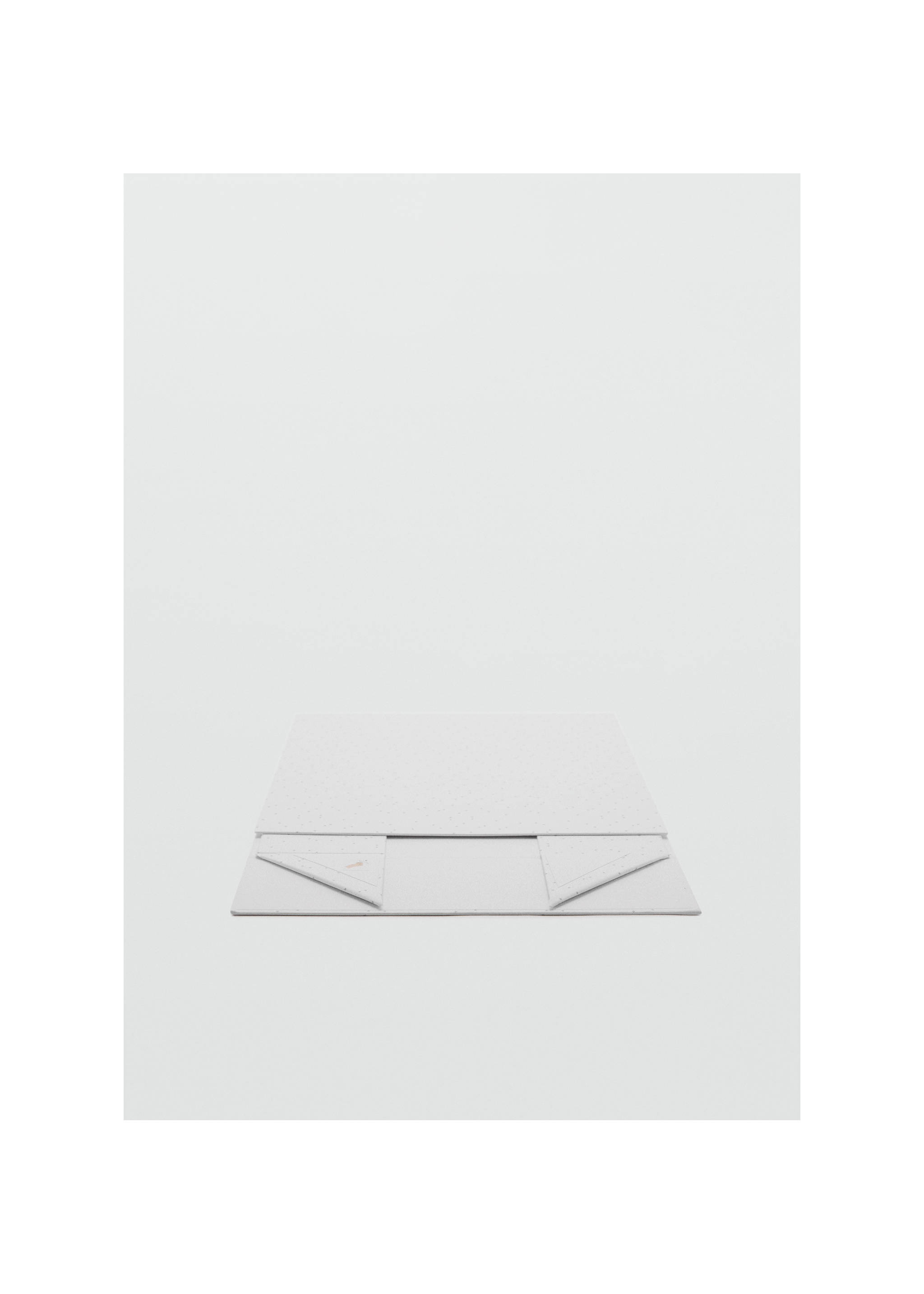 Gift box - Details of the article 9, White. Ref: 37191552-00.