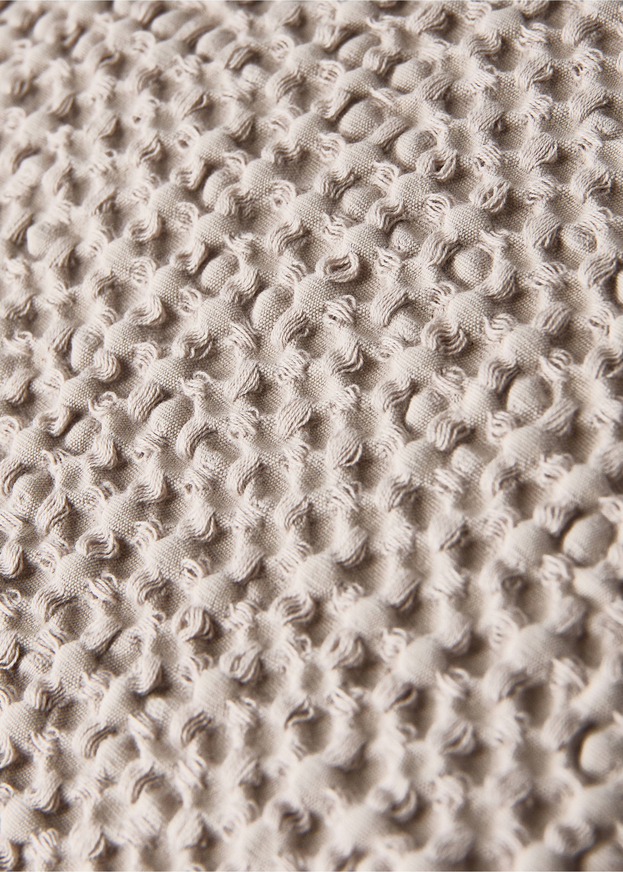 Children’s waffle-cotton garment-dyed cushion cover  40x40cm - Details of the article 2, Medium Brown. Ref: 37191553-00.