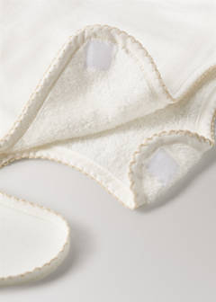 Cotton bib with decorative trim — Medium Brown 4