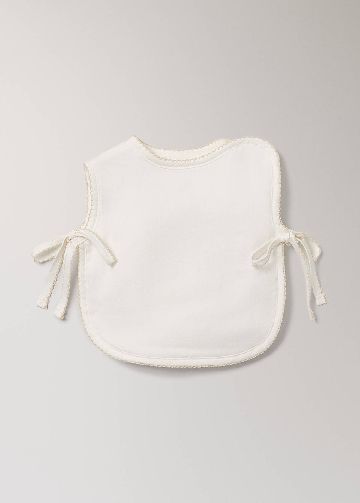 Cotton bib with decorative trim — Medium Brown