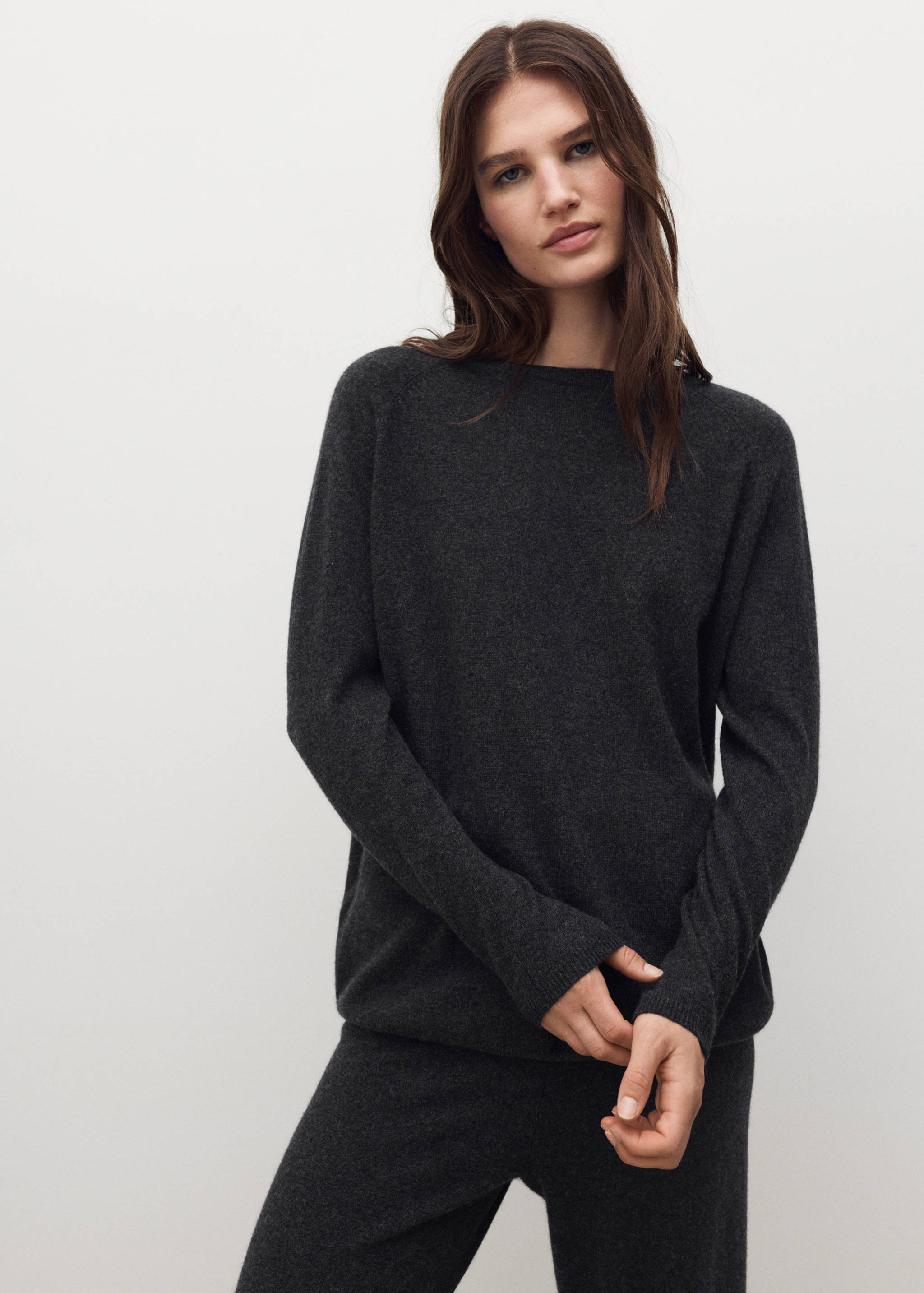 Pull-over 100 % cachemire - Plan moyen