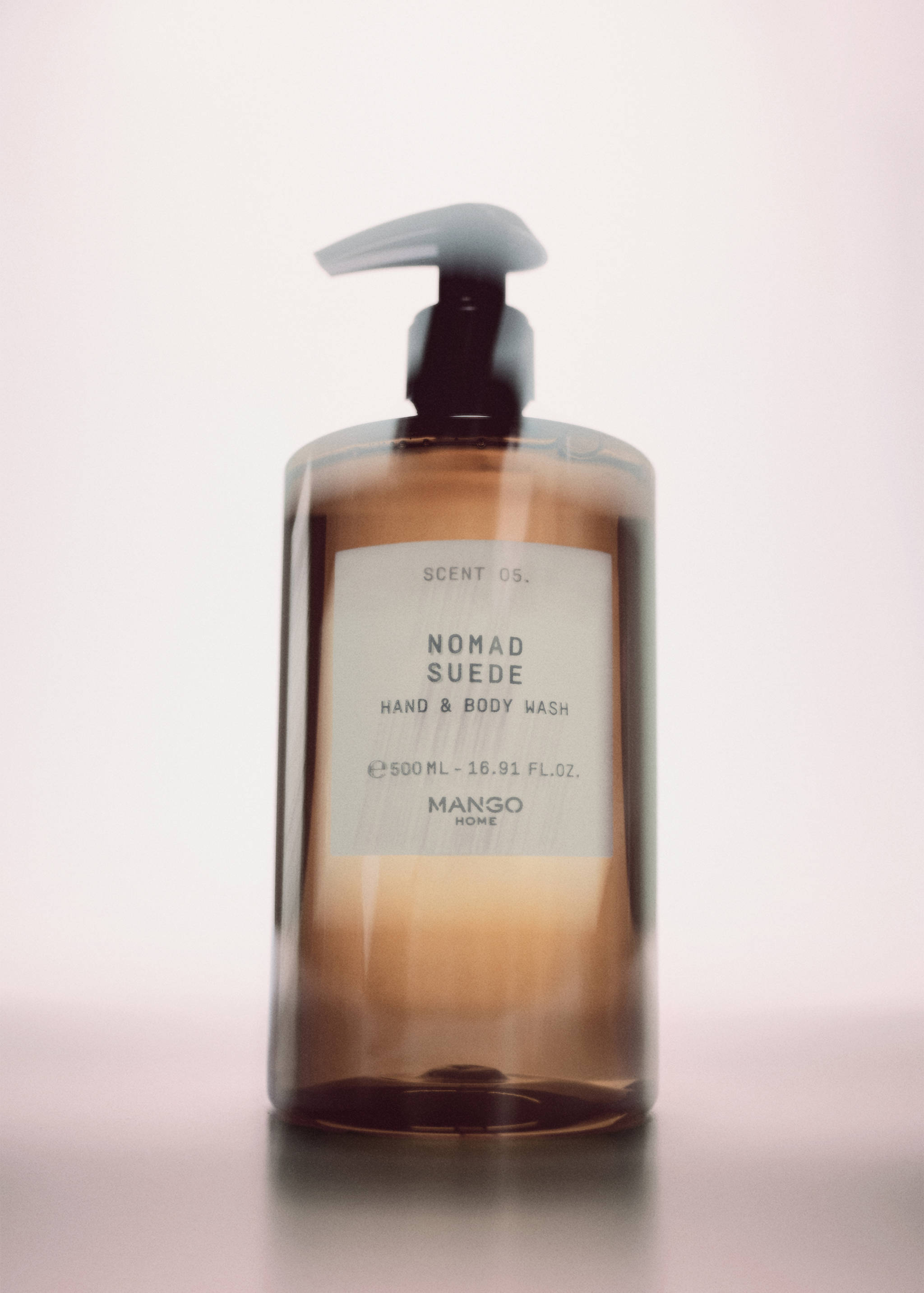 NOMAD SUEDE liquid soap 500 ml - General plane