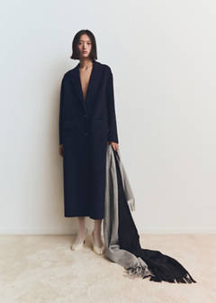 Fringed edge scarf — Black 1