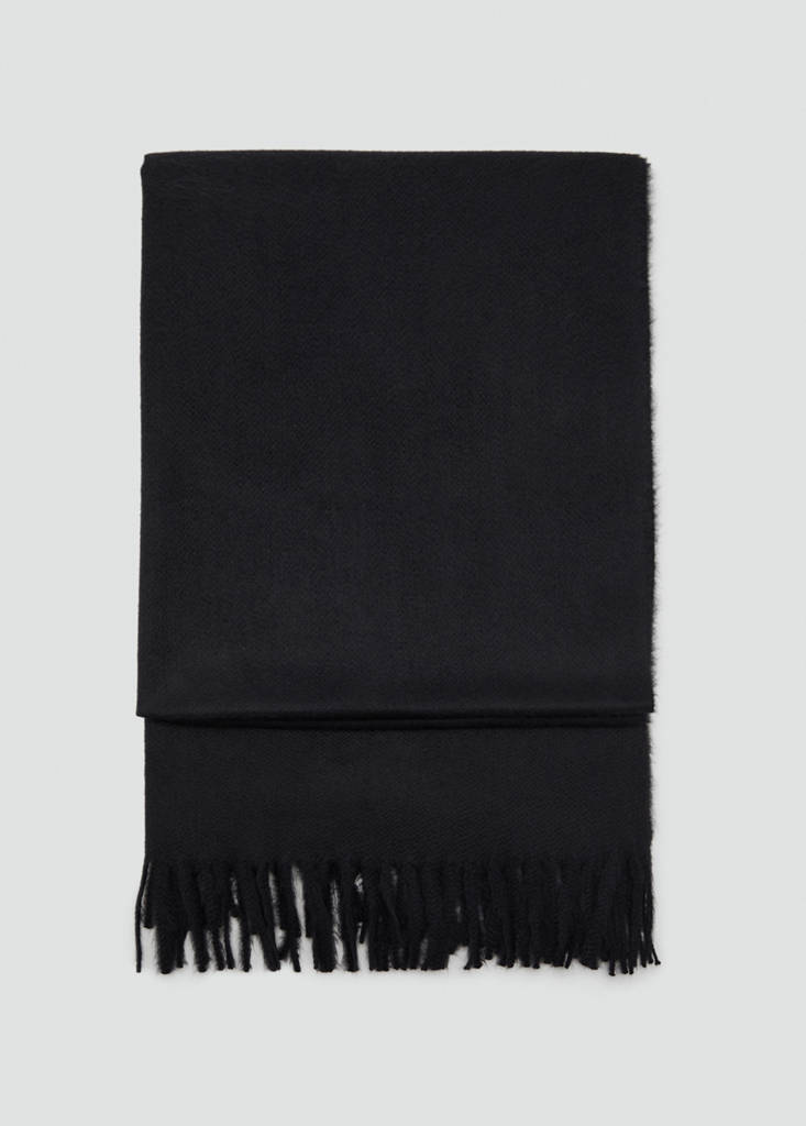 Fringed edge scarf — Black