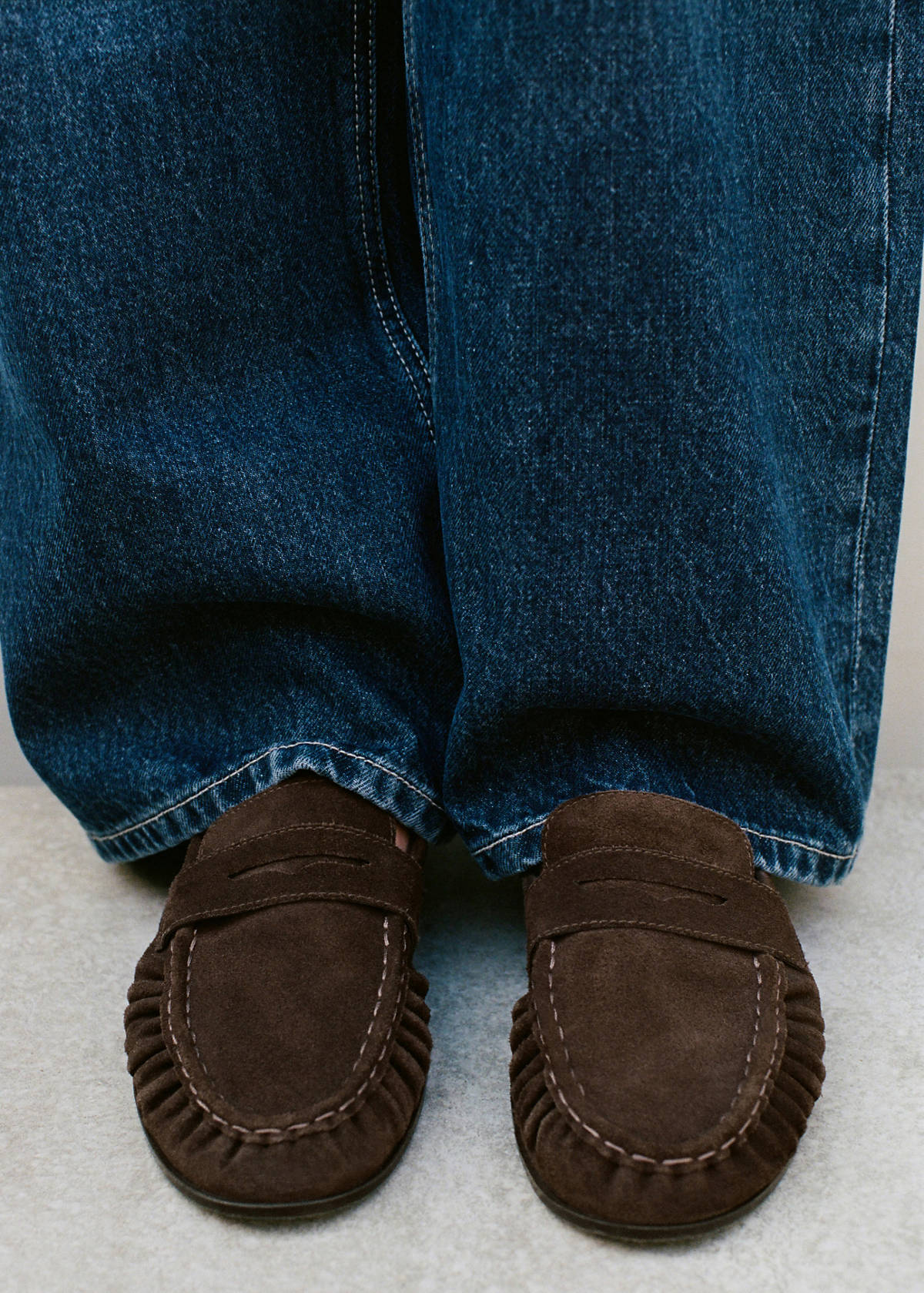 Suede mask loafer — Chocolate