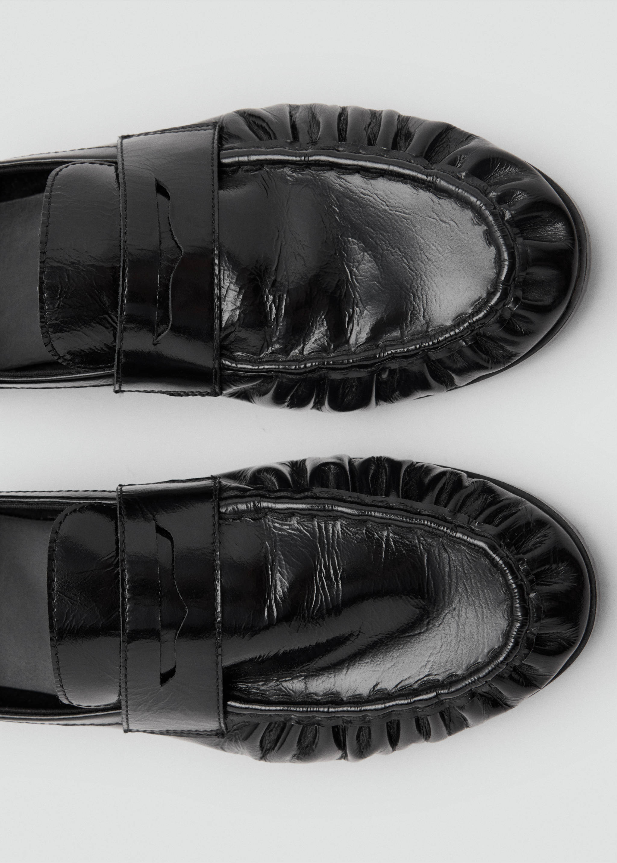 Leather loafers - Details of the article 2, Black. Ref: 37905159-00.