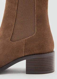 Suede ankle boot with elastic side panels — Chocolate 3